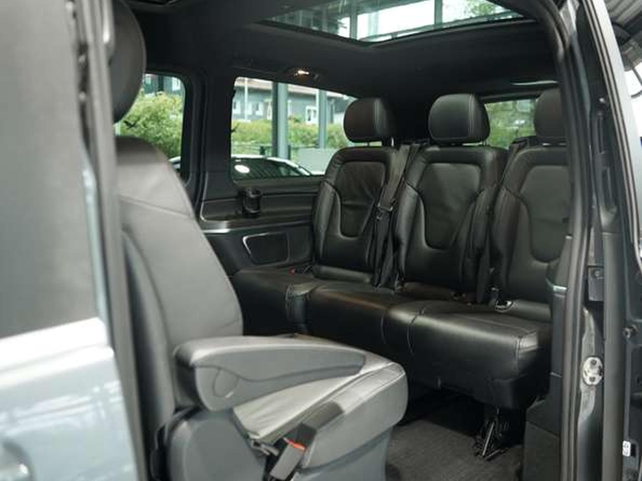 Mercedes V d AMG Line 4M lang *Distr. *Pano *AHK (2018) - Photo 14