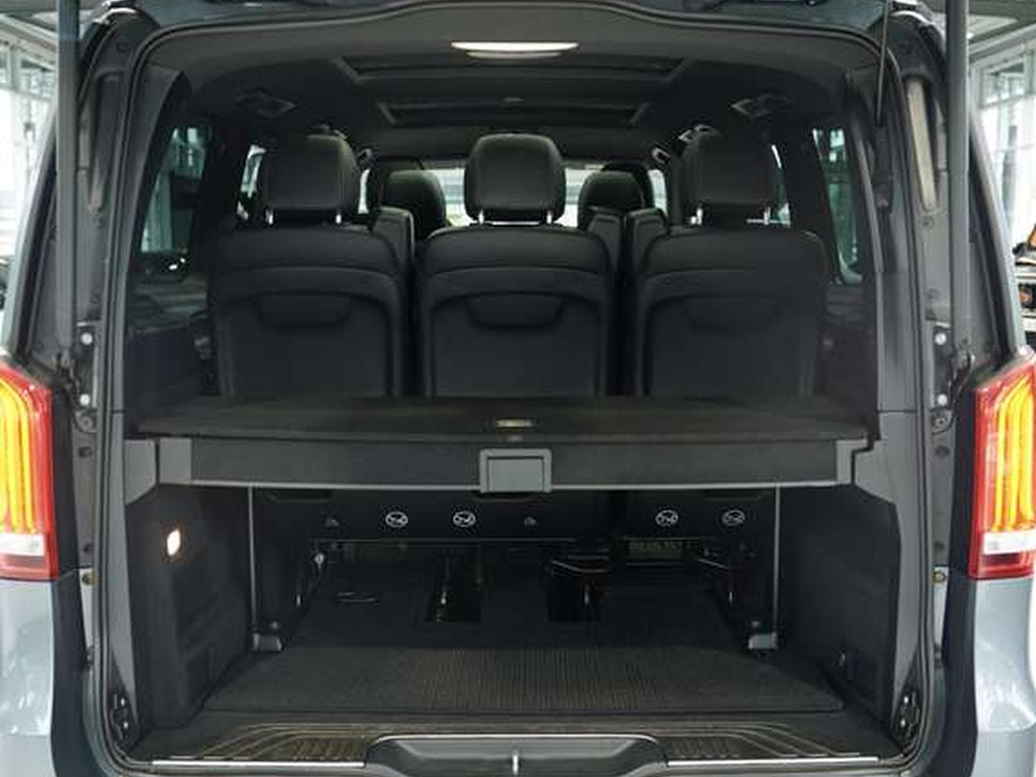Mercedes V d AMG Line 4M lang *Distr. *Pano *AHK (2018) - Photo 19