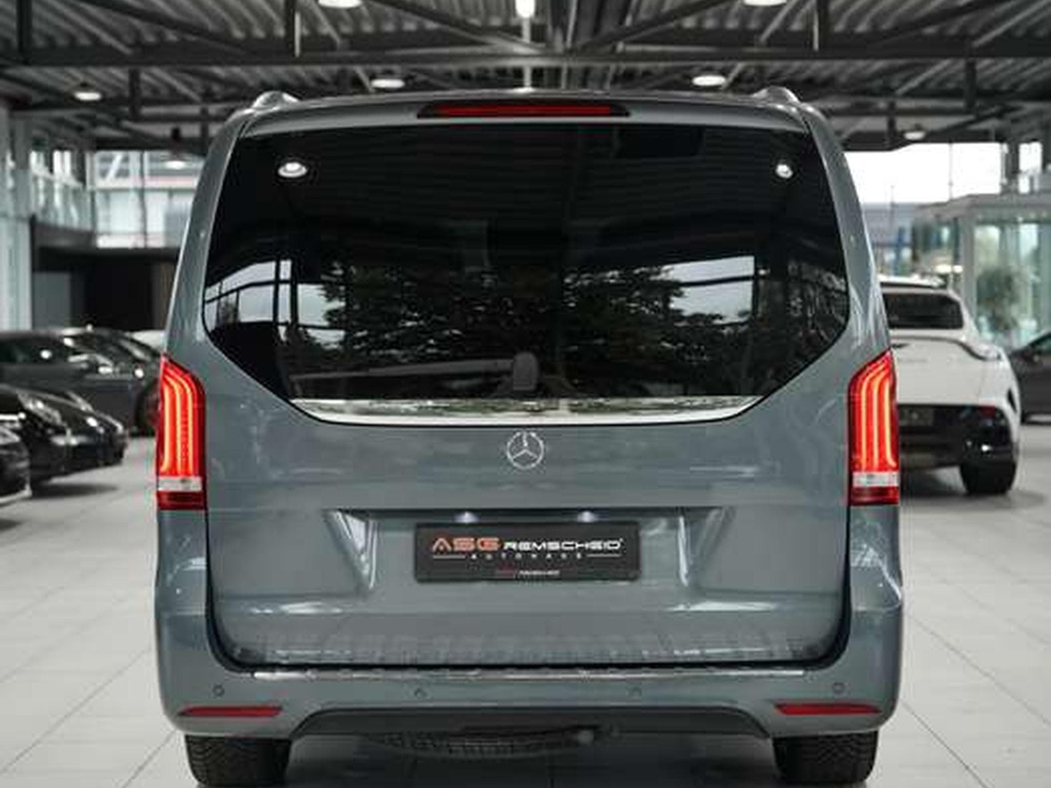 Mercedes V d AMG Line 4M lang *Distr. *Pano *AHK (2018) - Photo 9