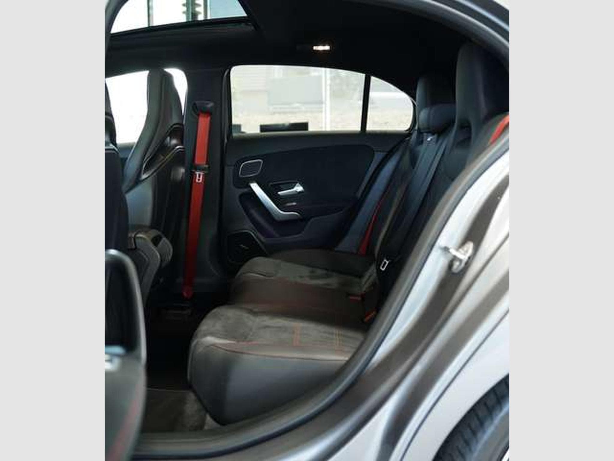Mercedes A 45 AMG S 4M *2.H *19 *Schale *Pano *Perf-AGA (2020) - Foto 24
