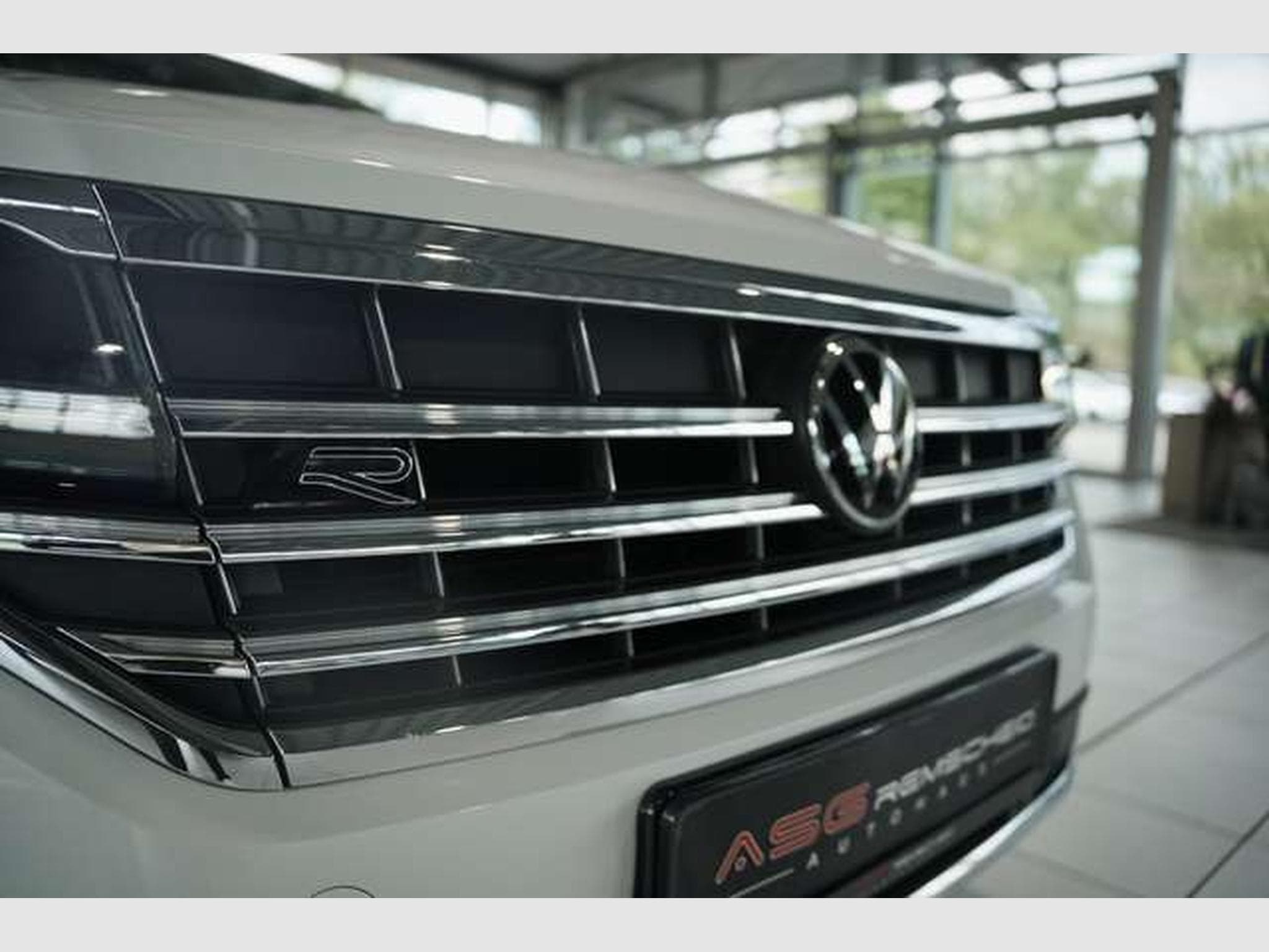 VW Touareg R line 4M *2.H *ACC *Digital *LUFT *AHK (2023) - Photo 15