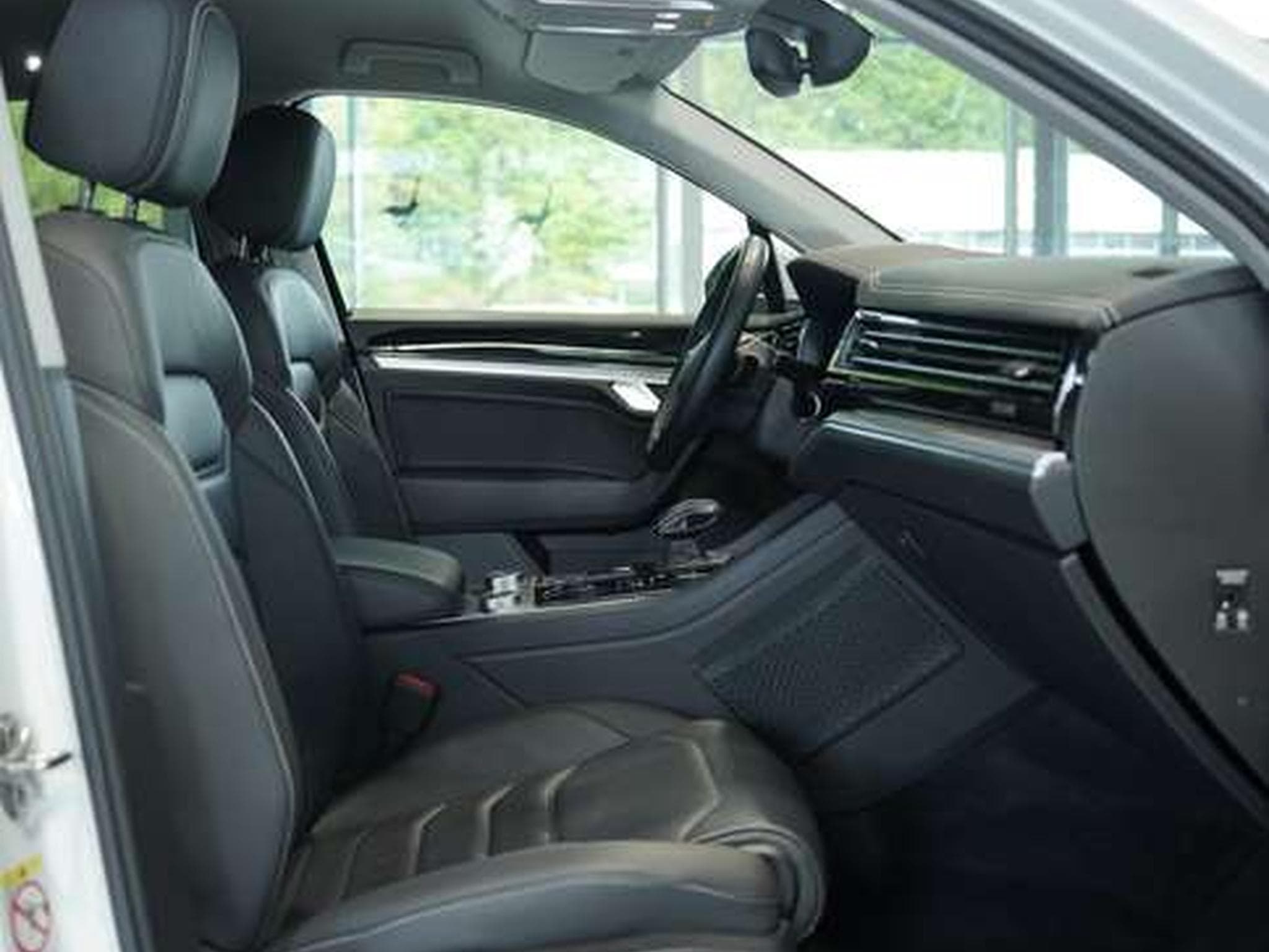 VW Touareg R line 4M *2.H *ACC *Digital *LUFT *AHK (2023) - Photo 16