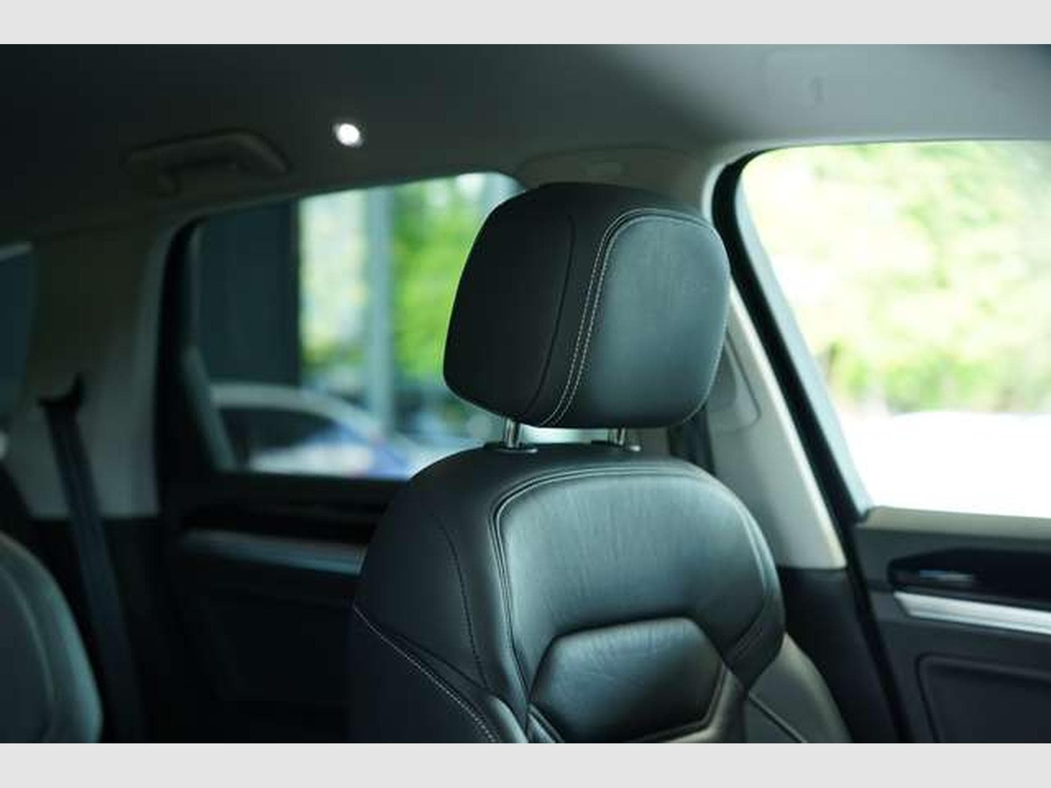 VW Touareg R line 4M *2.H *ACC *Digital *LUFT *AHK (2023) - Photo 18