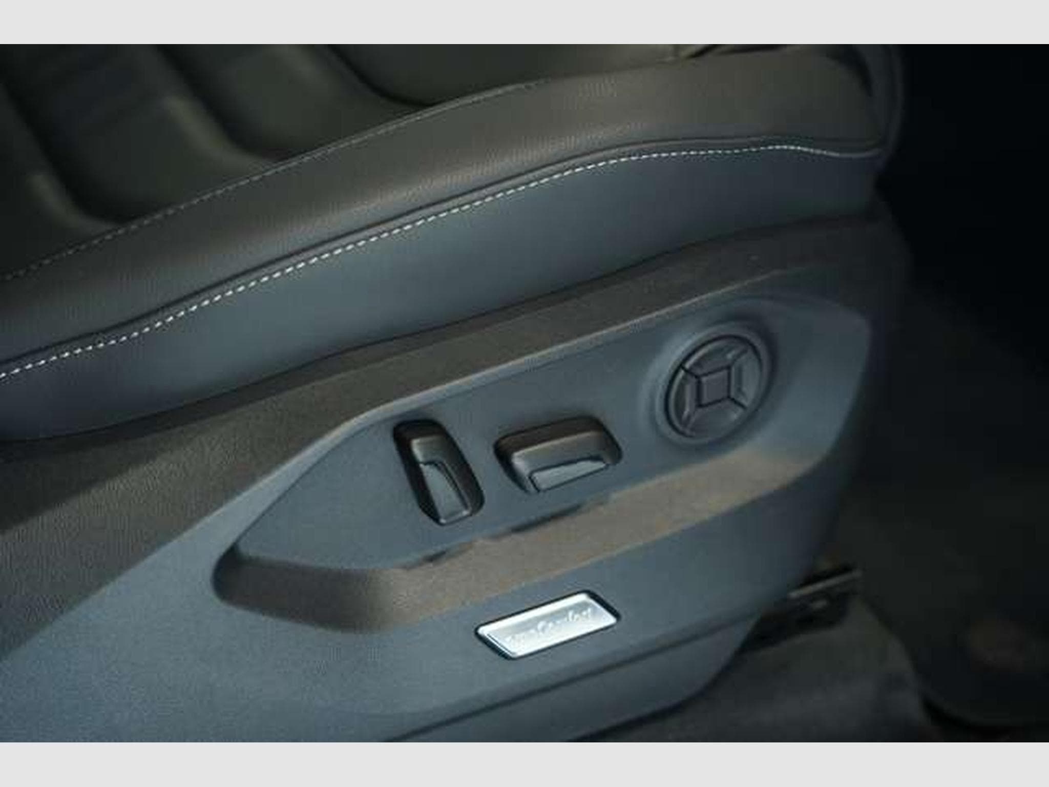 VW Touareg R line 4M *2.H *ACC *Digital *LUFT *AHK (2023) - Photo 21
