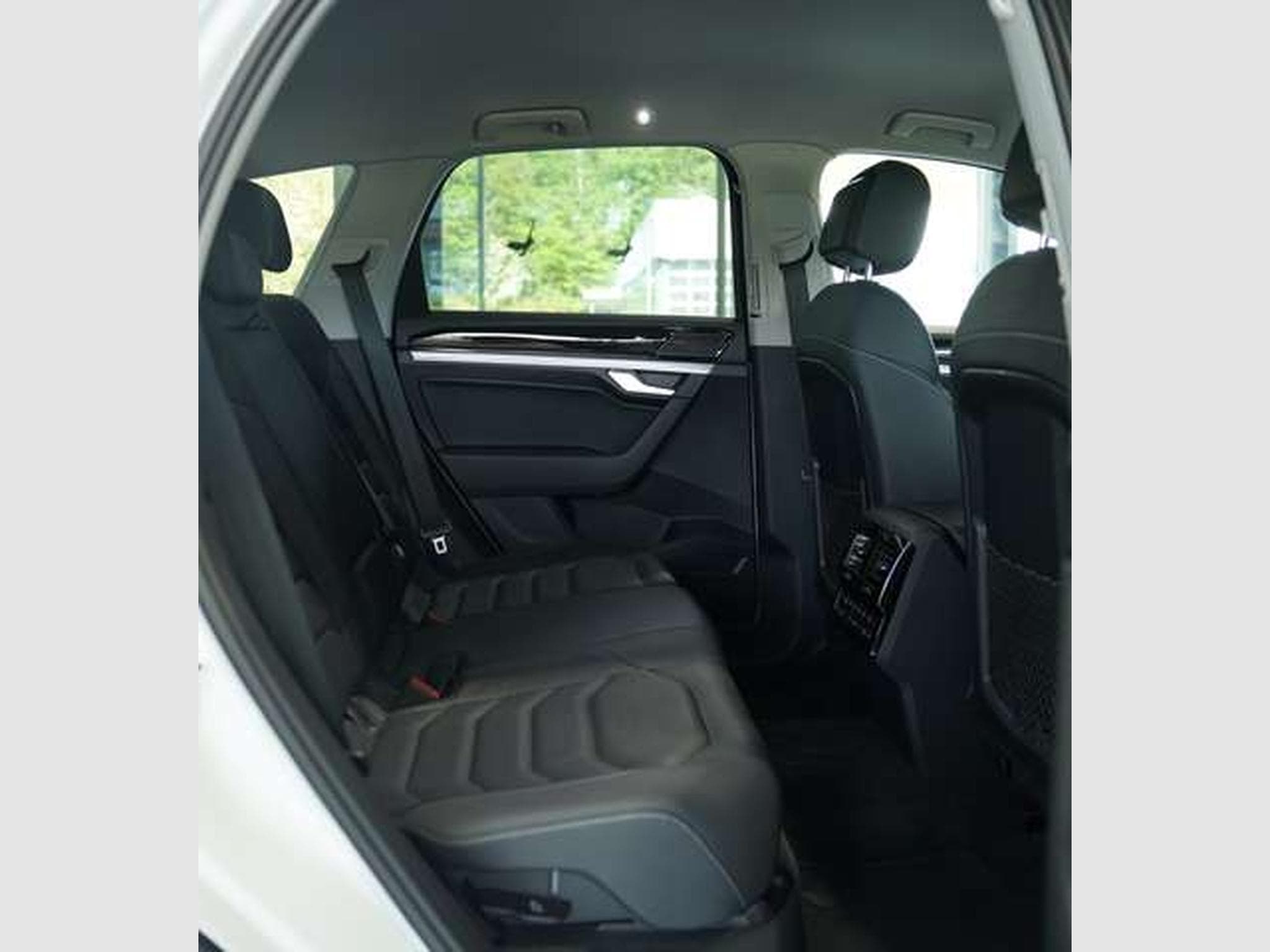 VW Touareg R line 4M *2.H *ACC *Digital *LUFT *AHK (2023) - Photo 22