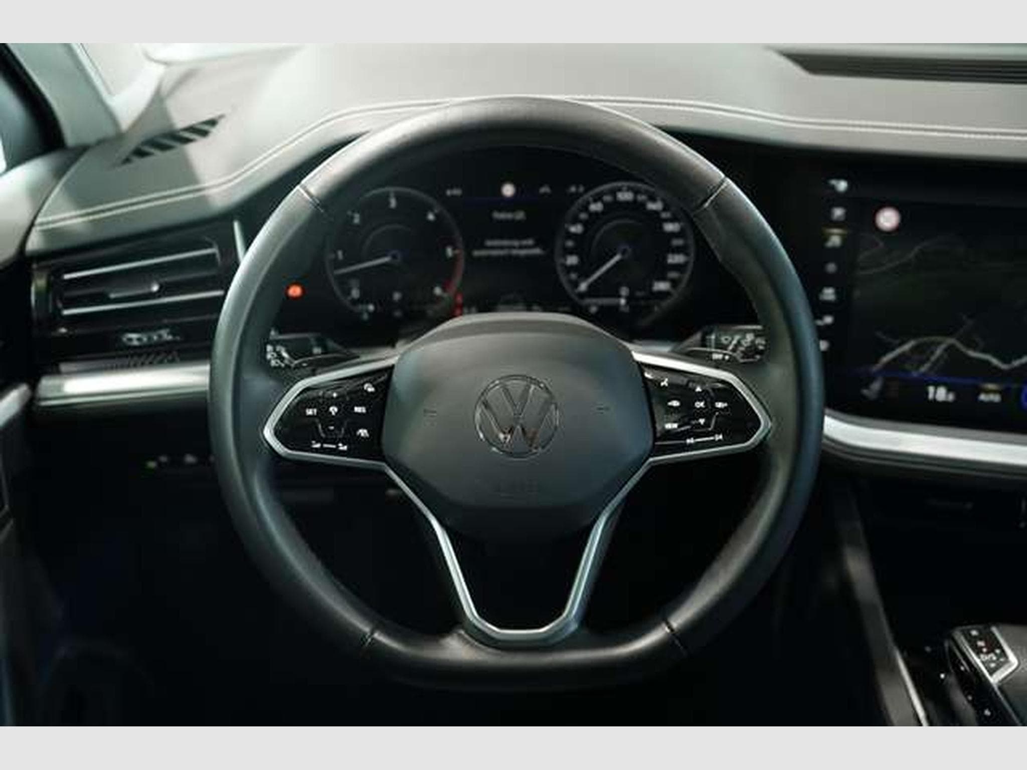 VW Touareg R line 4M *2.H *ACC *Digital *LUFT *AHK (2023) - Photo 47
