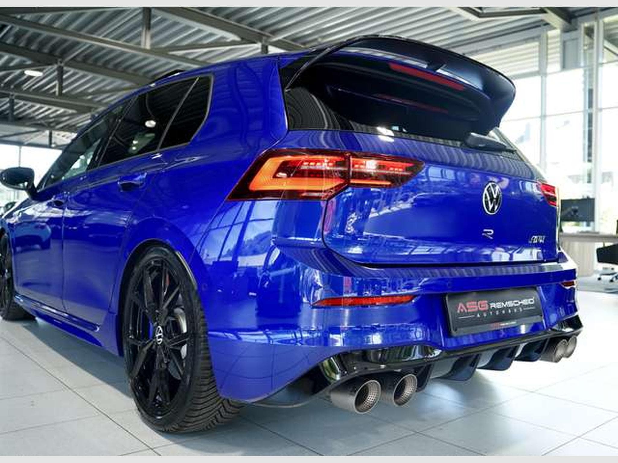 VW Golf R Performance 4M *2.H *AKRA*Pano*K&W*Matrix (2023) - Photo 14