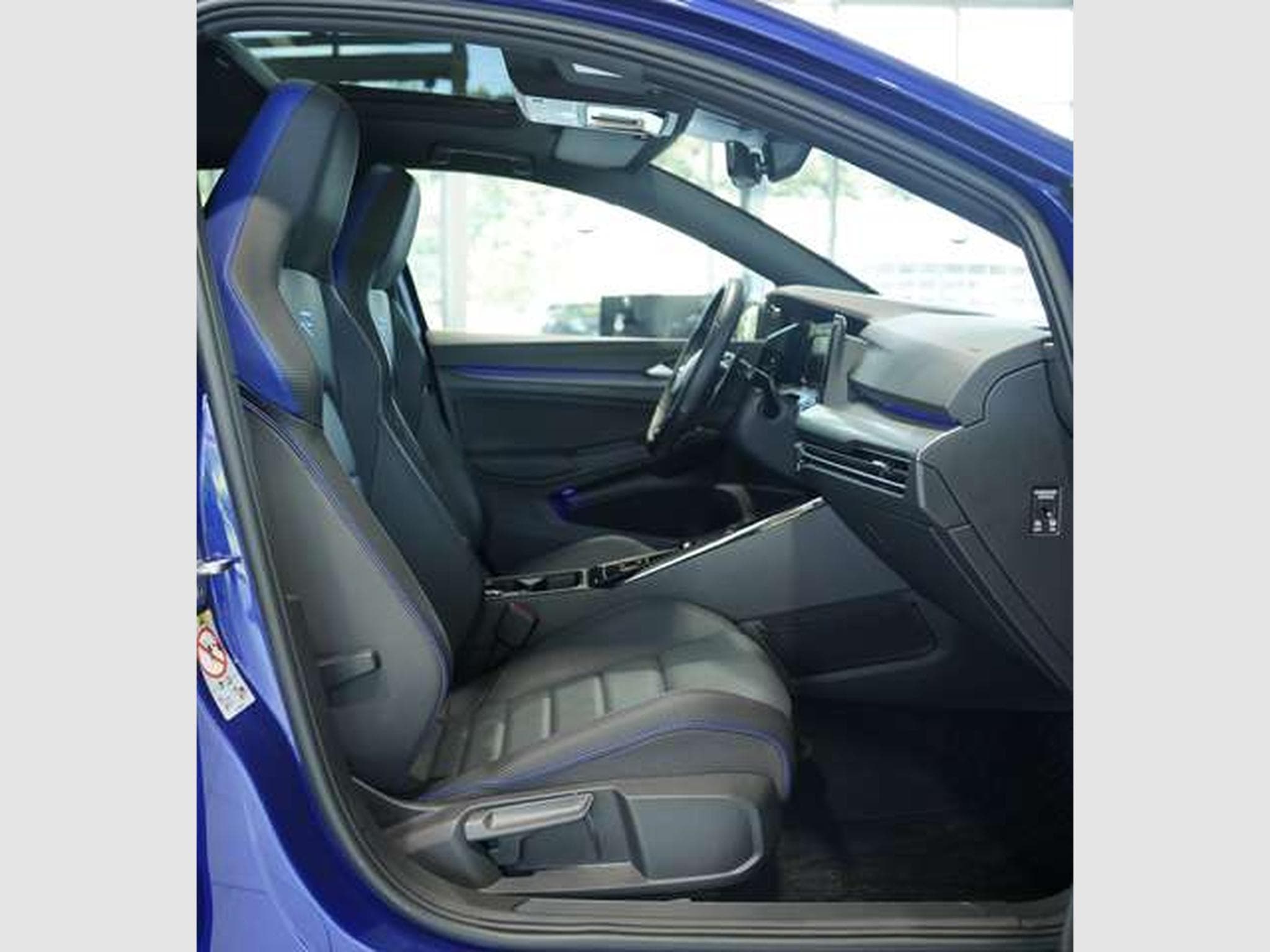VW Golf R Performance 4M *2.H *AKRA*Pano*K&W*Matrix (2023) - Photo 19