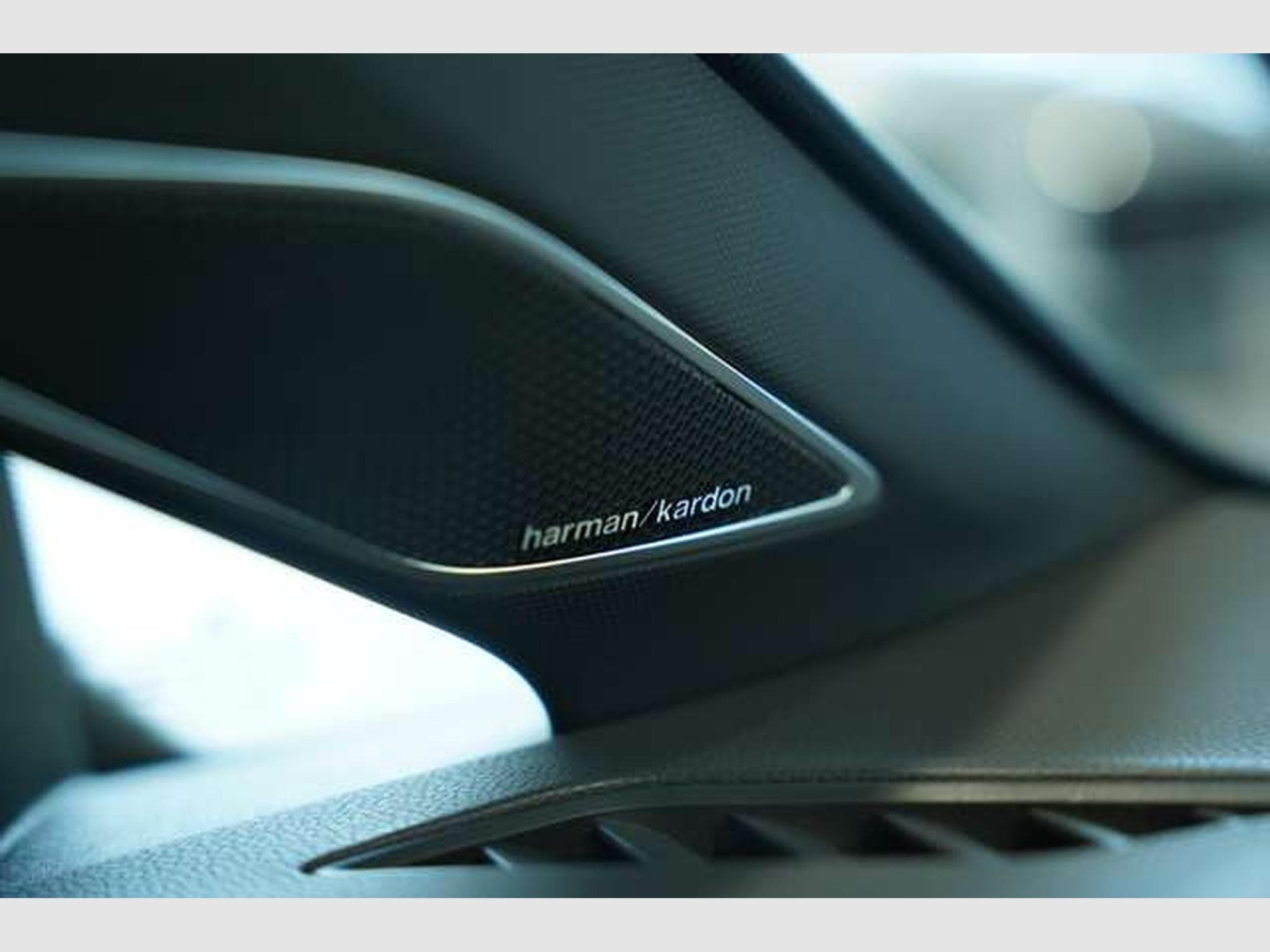VW Golf R Performance 4M *2.H *AKRA*Pano*K&W*Matrix (2023) - Photo 47