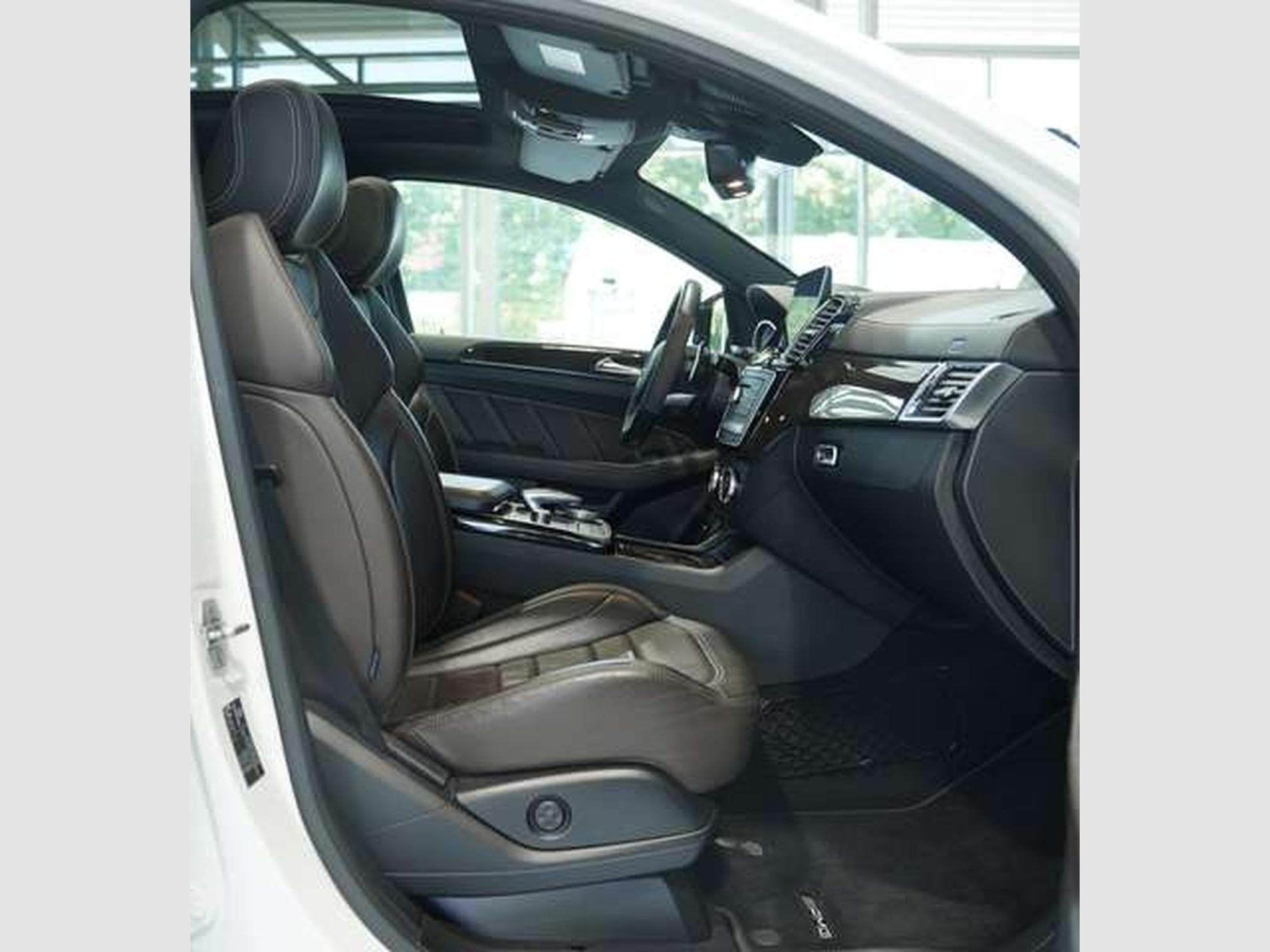 Mercedes GLE 63 AMG 4M *22 *Perf-AGA*Pano*Night*Memory (2016) - Photo 17