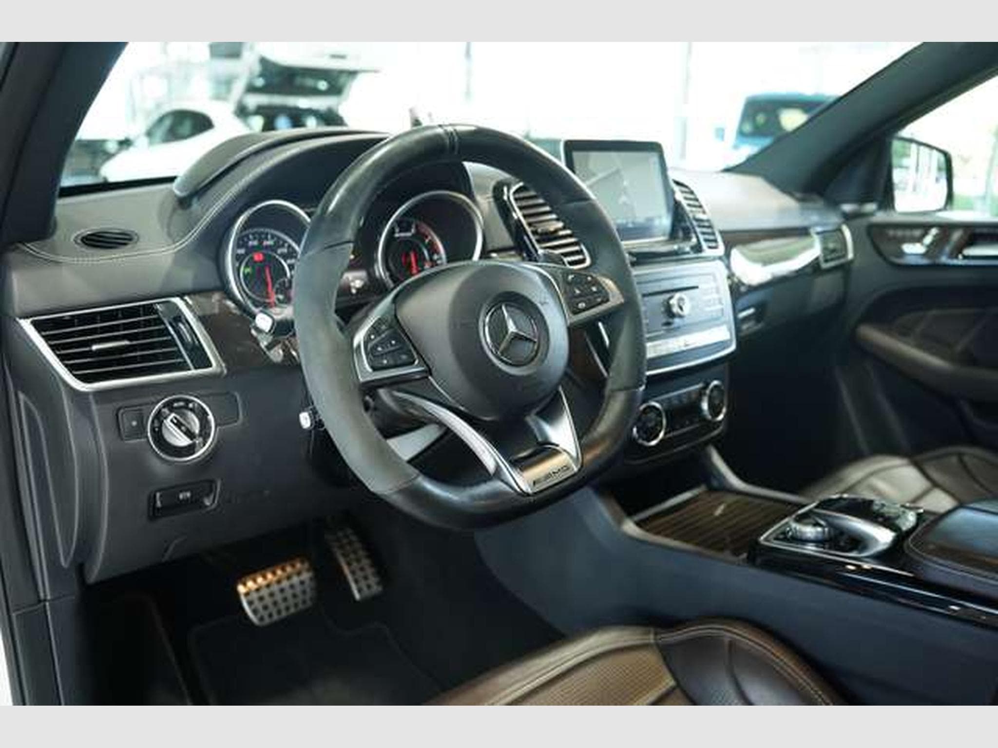 Mercedes GLE 63 AMG 4M *22 *Perf-AGA*Pano*Night*Memory (2016) - Photo 31