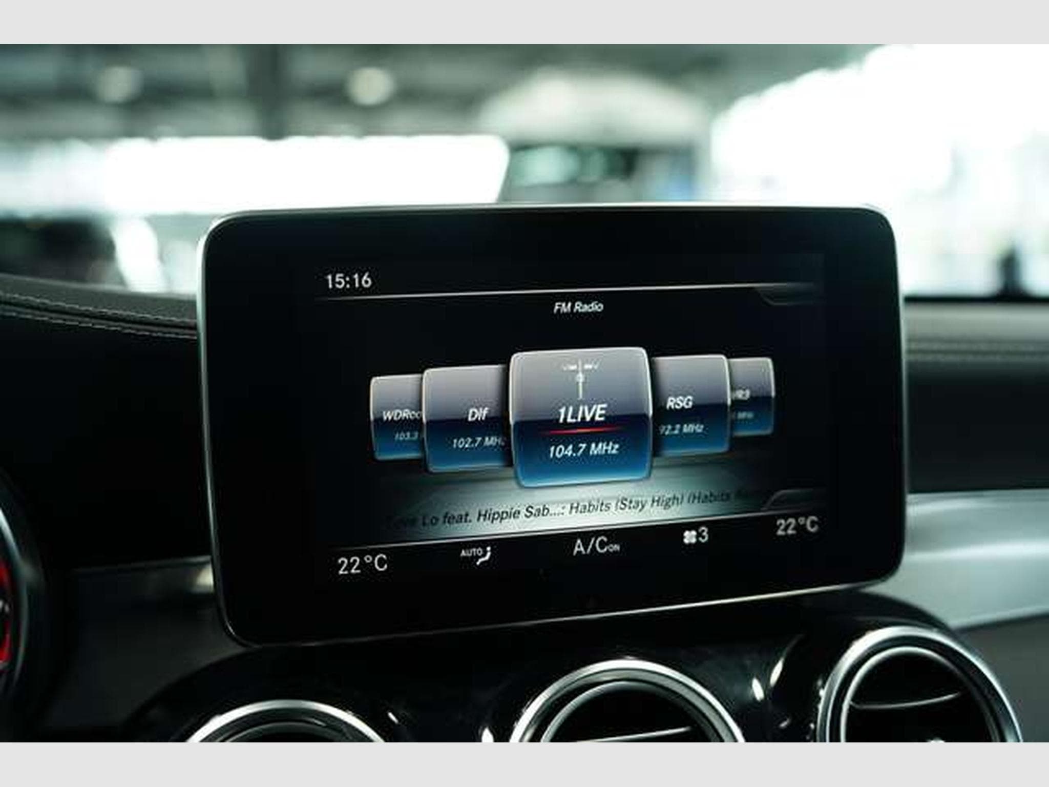 Mercedes C 63 AMG S Limousine *2.H *Pano *Perf-AGA *H-UP (2017) - Photo 38