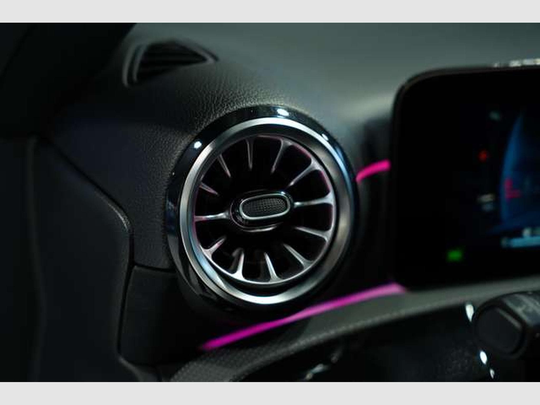 Mercedes A 45 AMG S 4M*Track Pack *Night 2 *1.Hand *Pano* (2023) - Photo 33