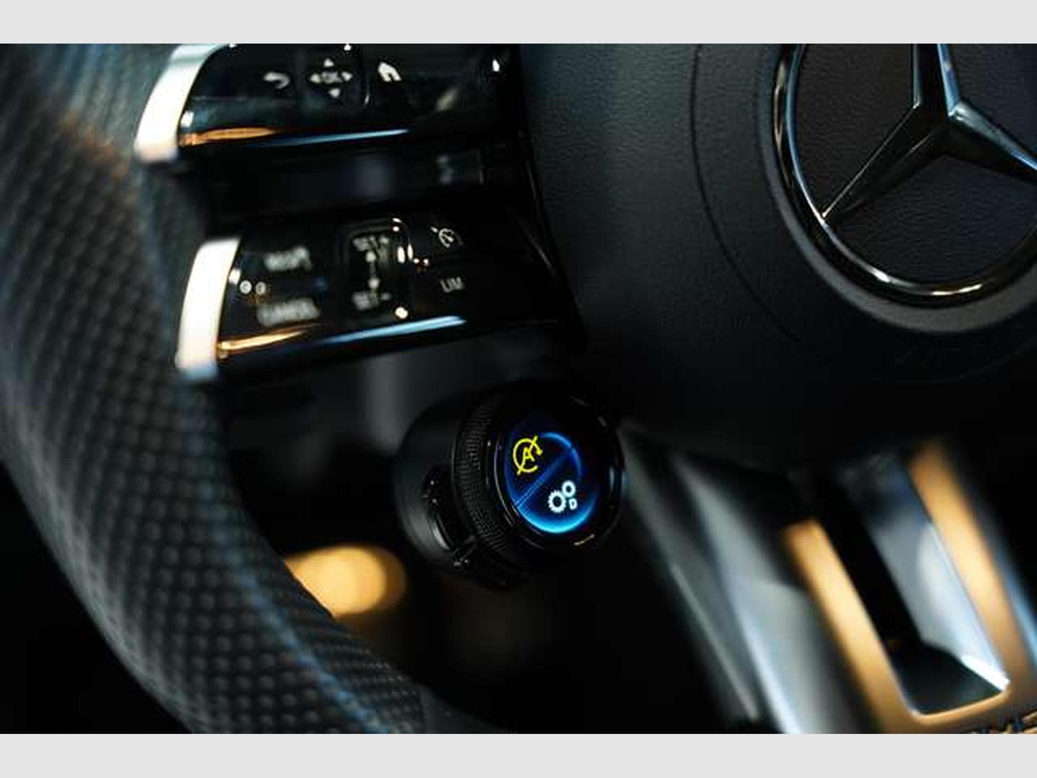 Mercedes A 45 AMG S 4M*Track Pack *Night 2 *1.Hand *Pano* (2023) - Photo 36