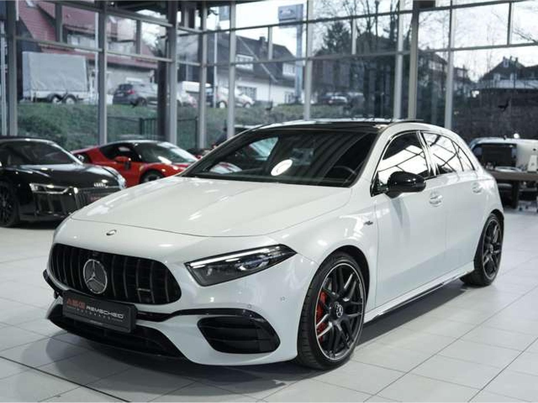 Mercedes A 45 AMG S 4M*Track Pack *Night 2 *1.Hand *Pano* (2023) - Photo 4