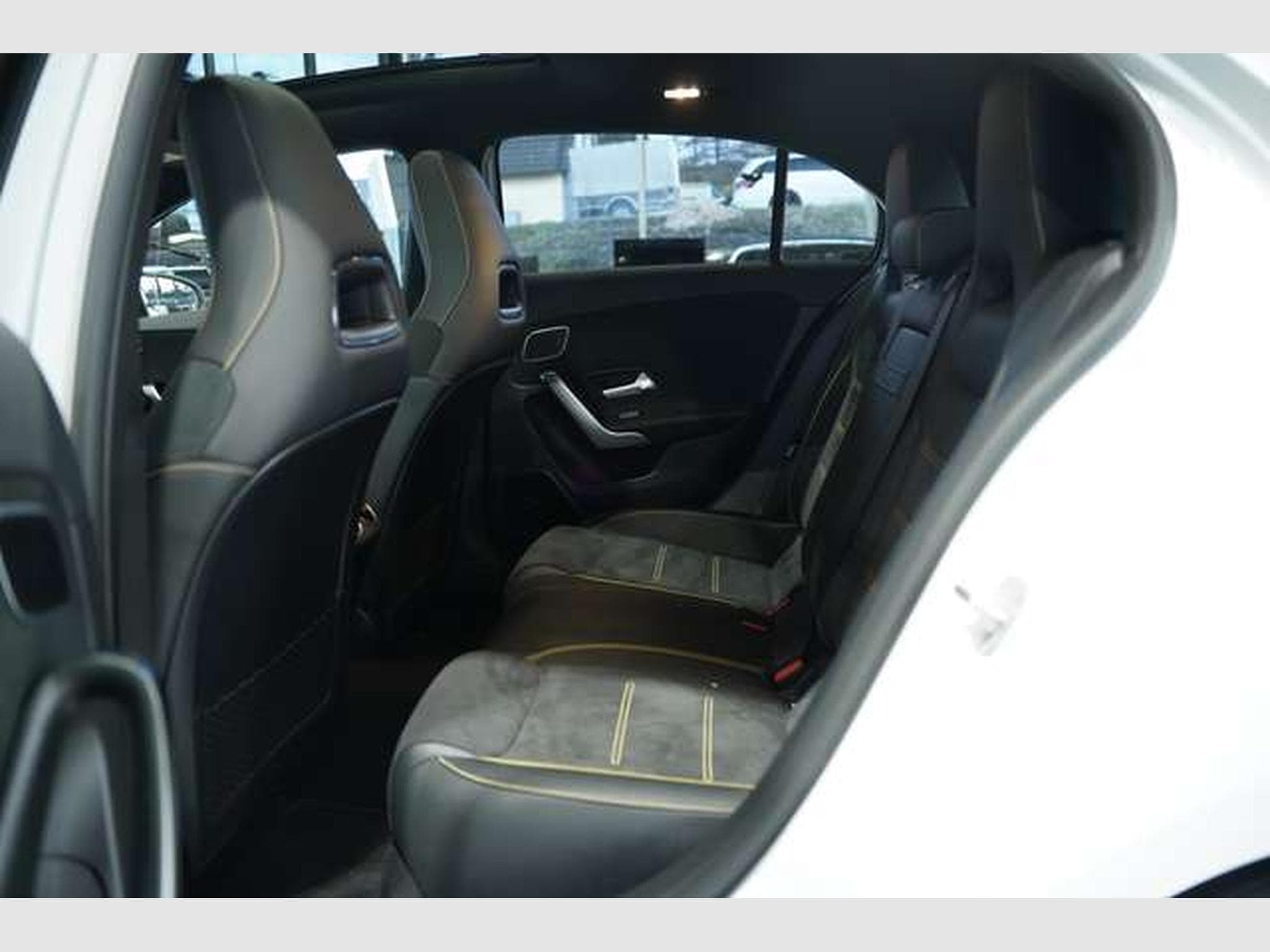 Mercedes A 45 AMG S 4M*Track Pack *Night 2 *1.Hand *Pano* (2023) - Photo 47