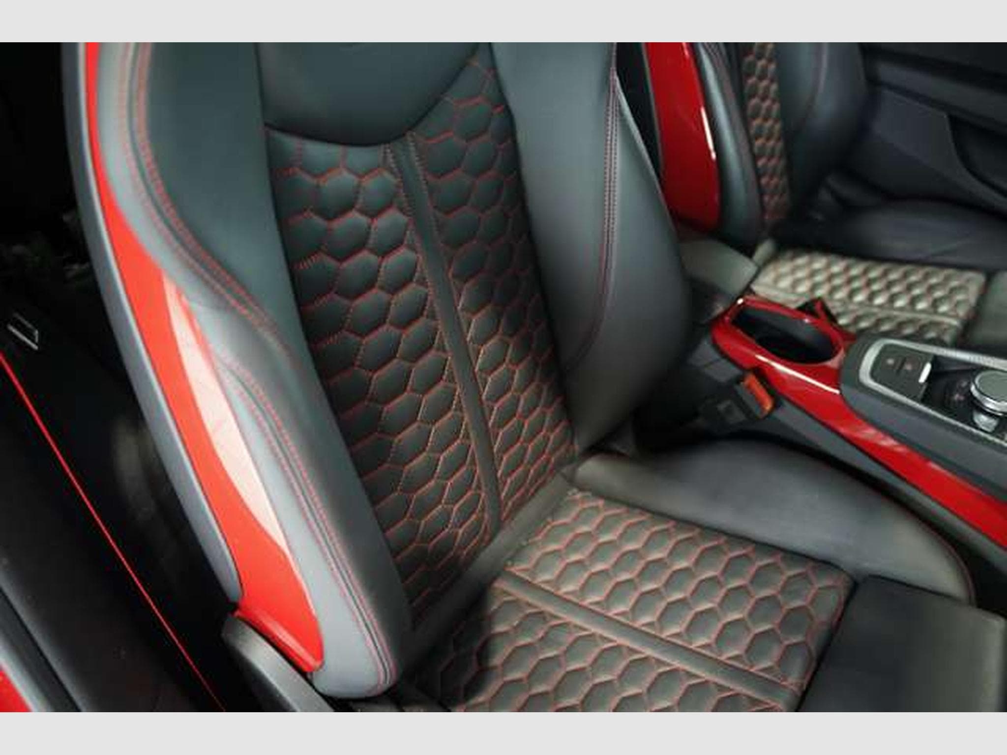 Audi TTRS Coupé q. 1H *20 *RS-AGA*B&O*RS-Sitze*VOLL (2022) - Photo 23