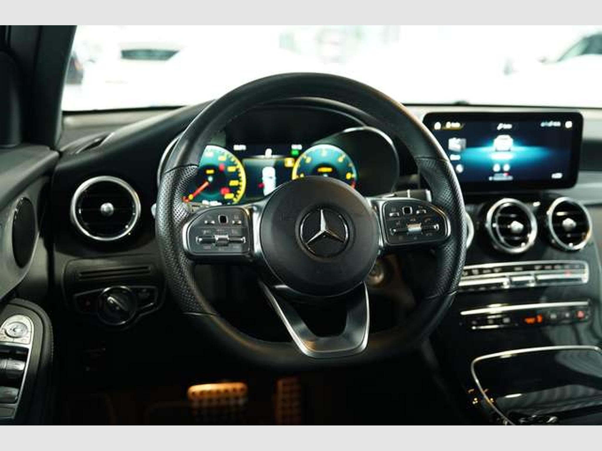 Mercedes GLC 400 d 4M AMG Line *1.H *Digital *AHK *Night (2022) - Foto 37
