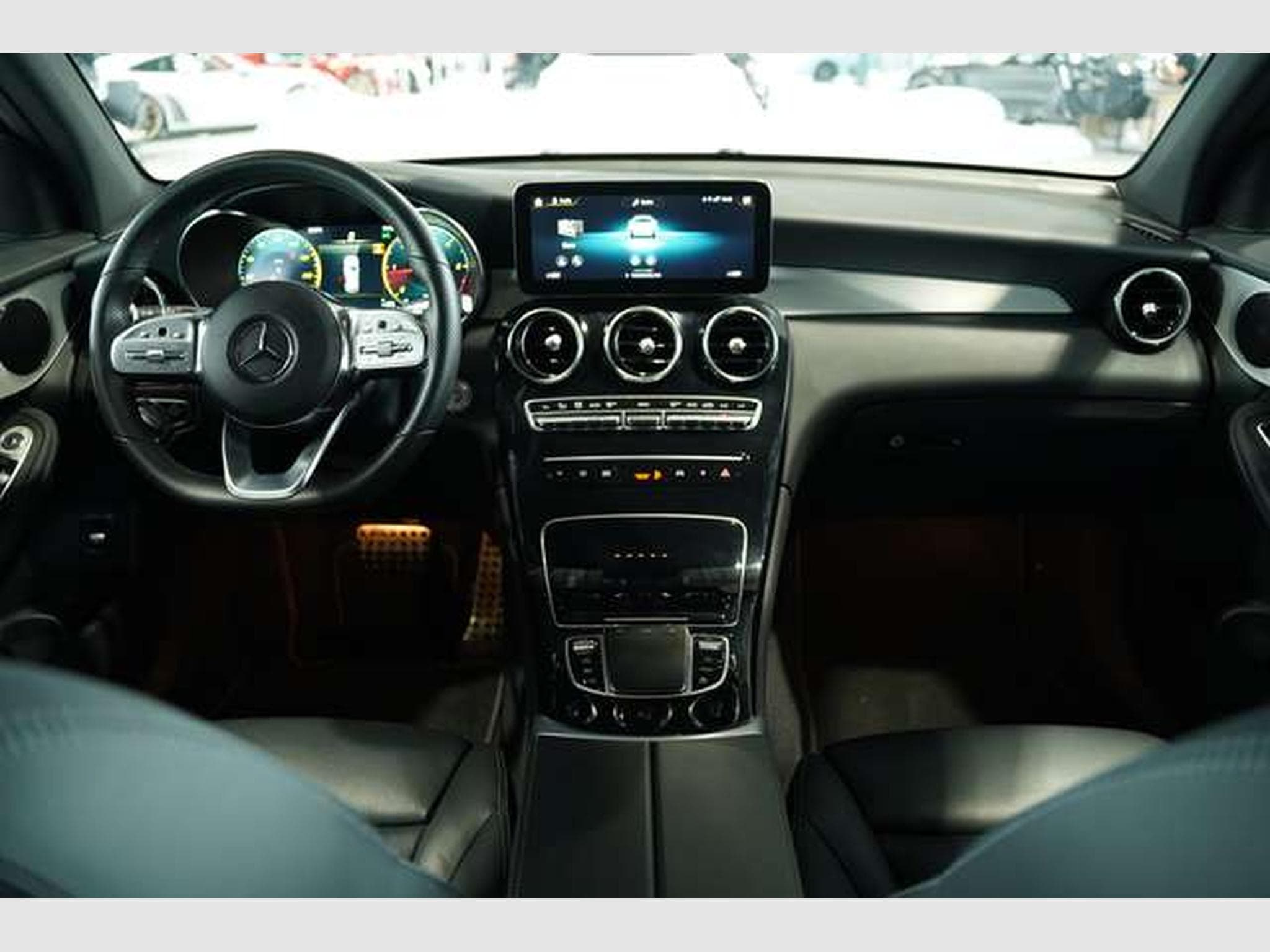 Mercedes GLC 400 d 4M AMG Line *1.H *Digital *AHK *Night (2022) - Foto 38