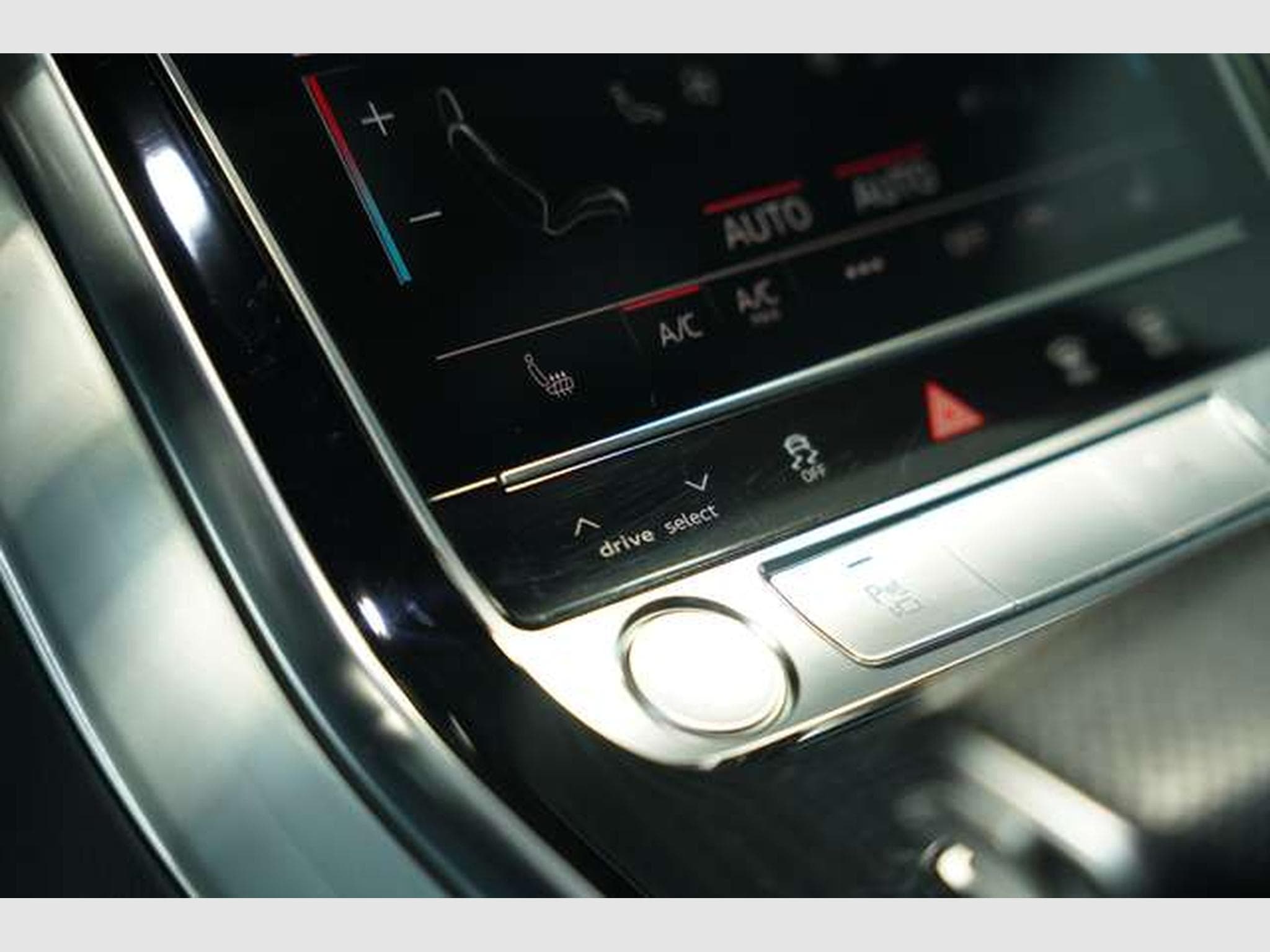 Audi Q8 50 TDI q S line 1.H *22 *B&O*HUD*Pano*Matrix (2019) - Photo 32