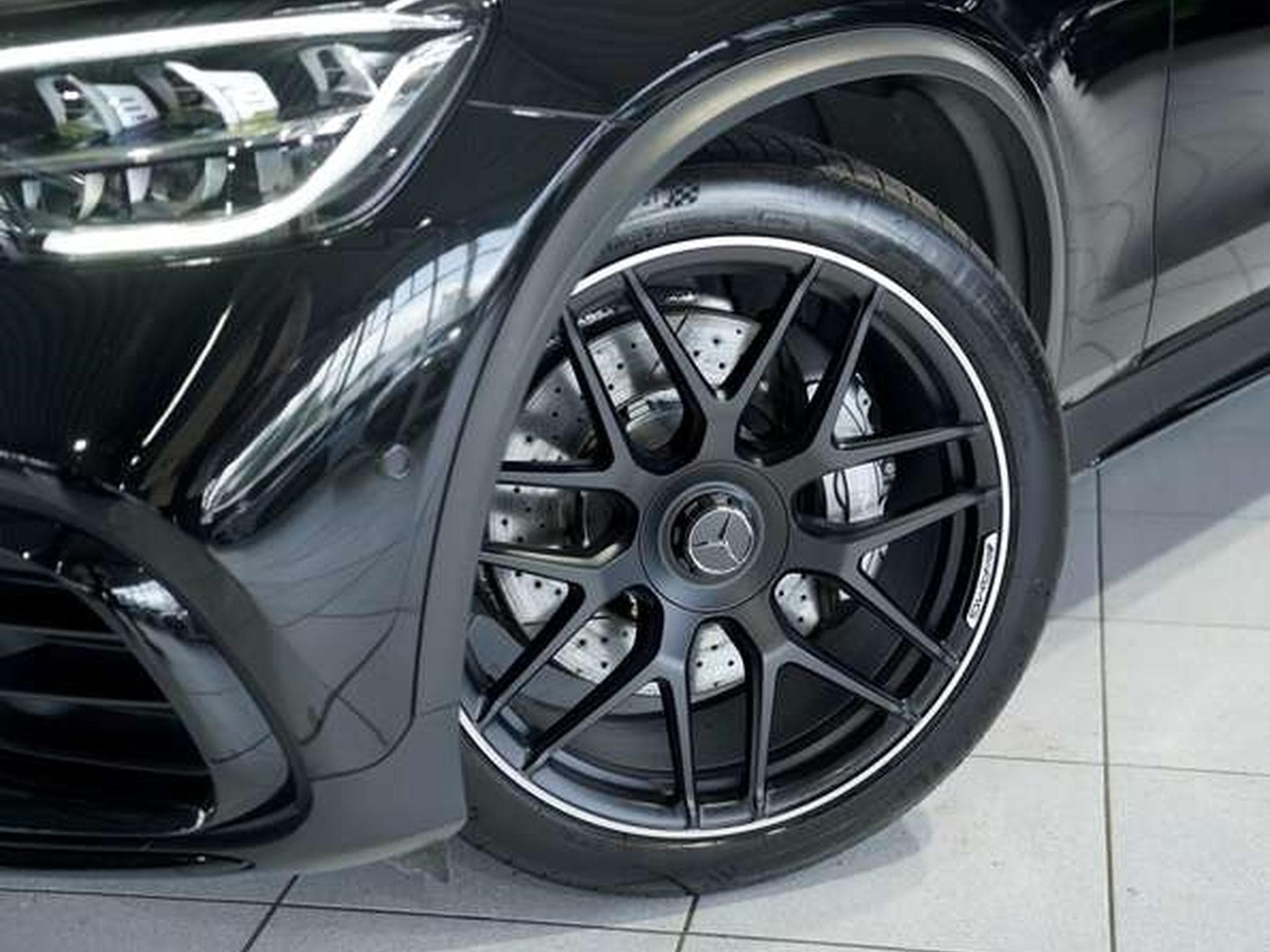 Mercedes GLC 63 AMG 4M *1.H *21 *Schale *Perf-AGA *Pano (2022) - Photo 3