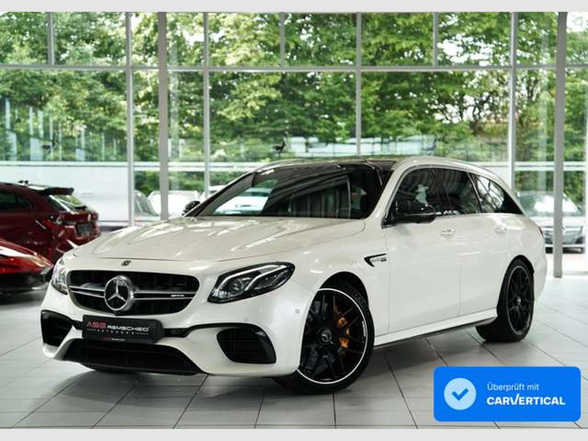 Mercedes E 63 AMG S 4M T *20 *Perf-AGA *Pano *Keramik (2018) - Photo 1