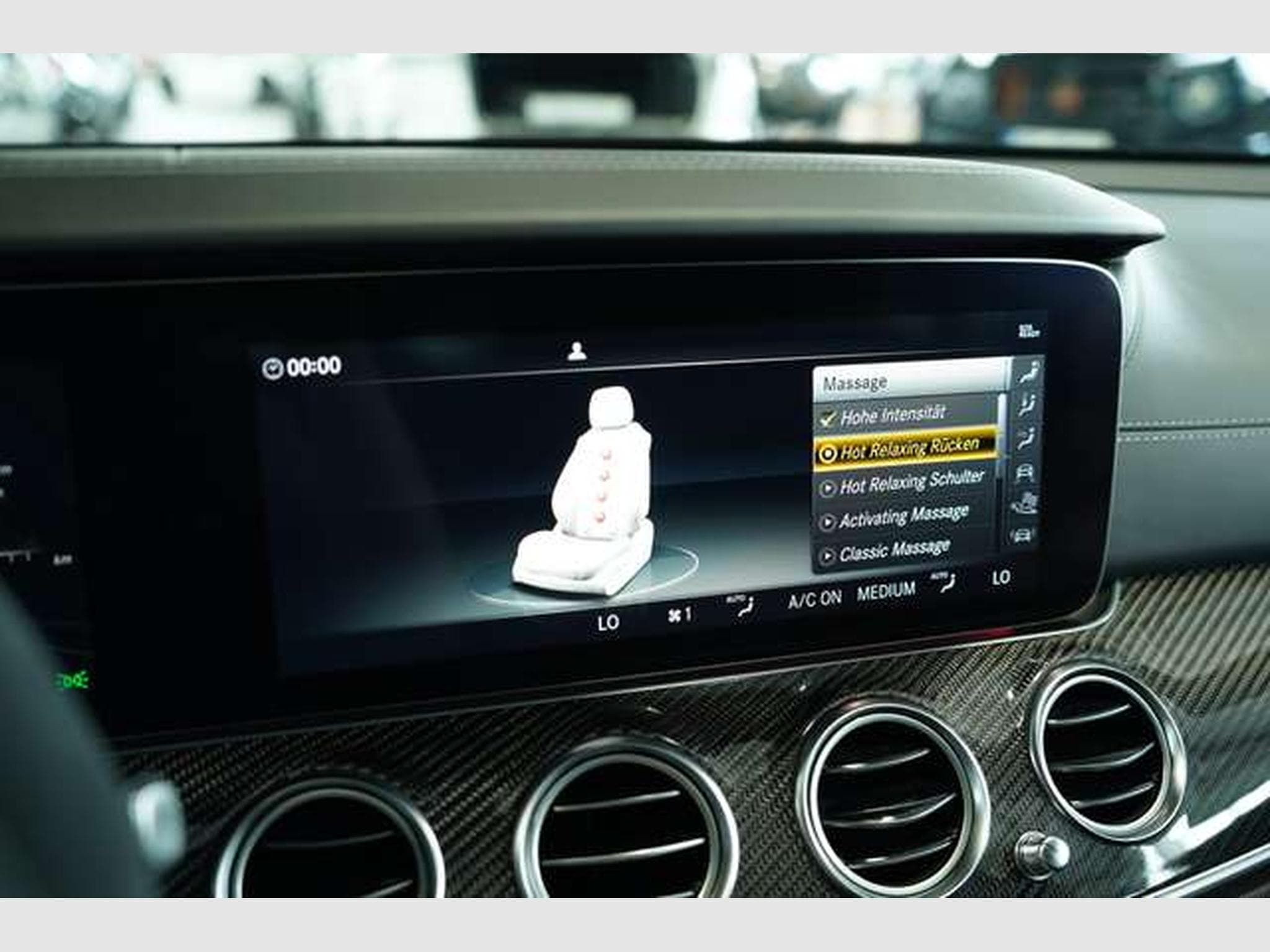 Mercedes E 63 AMG S 4M T *20 *Perf-AGA *Pano *Keramik (2018) - Photo 43