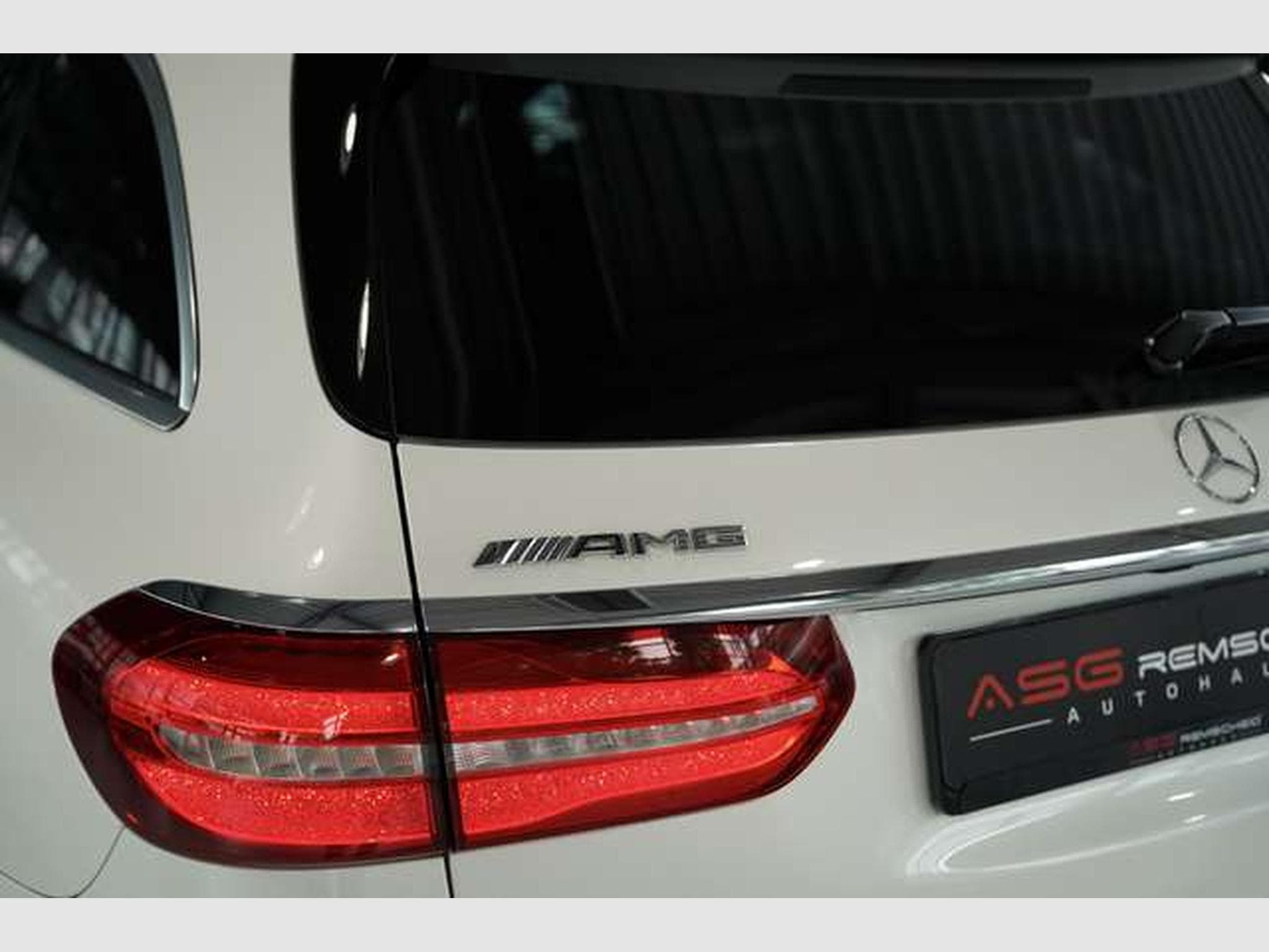 Mercedes E 63 AMG S 4M T *20 *Perf-AGA *Pano *Keramik (2018) - Photo 9