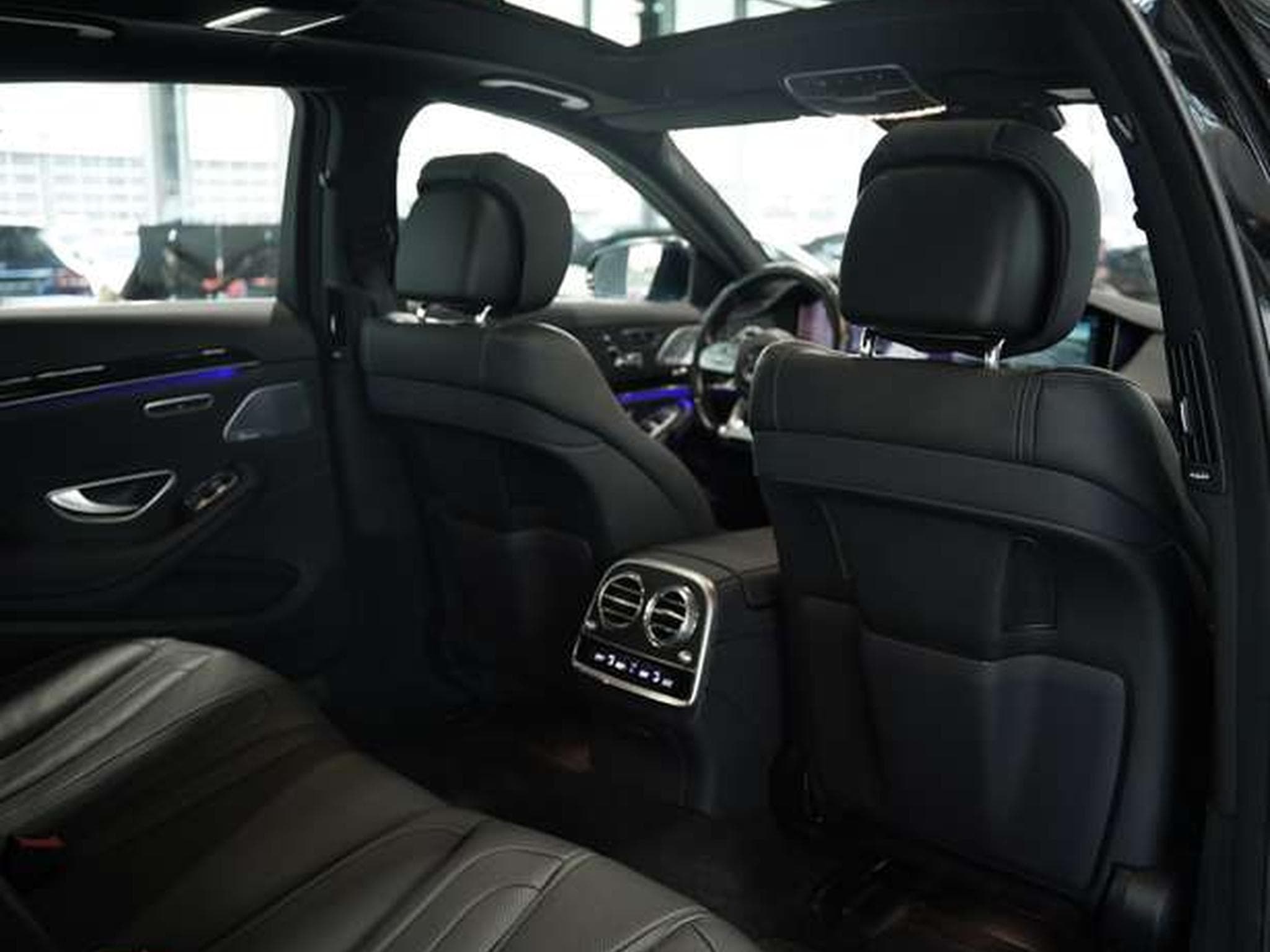 Mercedes S 560 4M Lang * AMG Line *Pano *20 *H-UP *Nappa (2018) - Foto 22