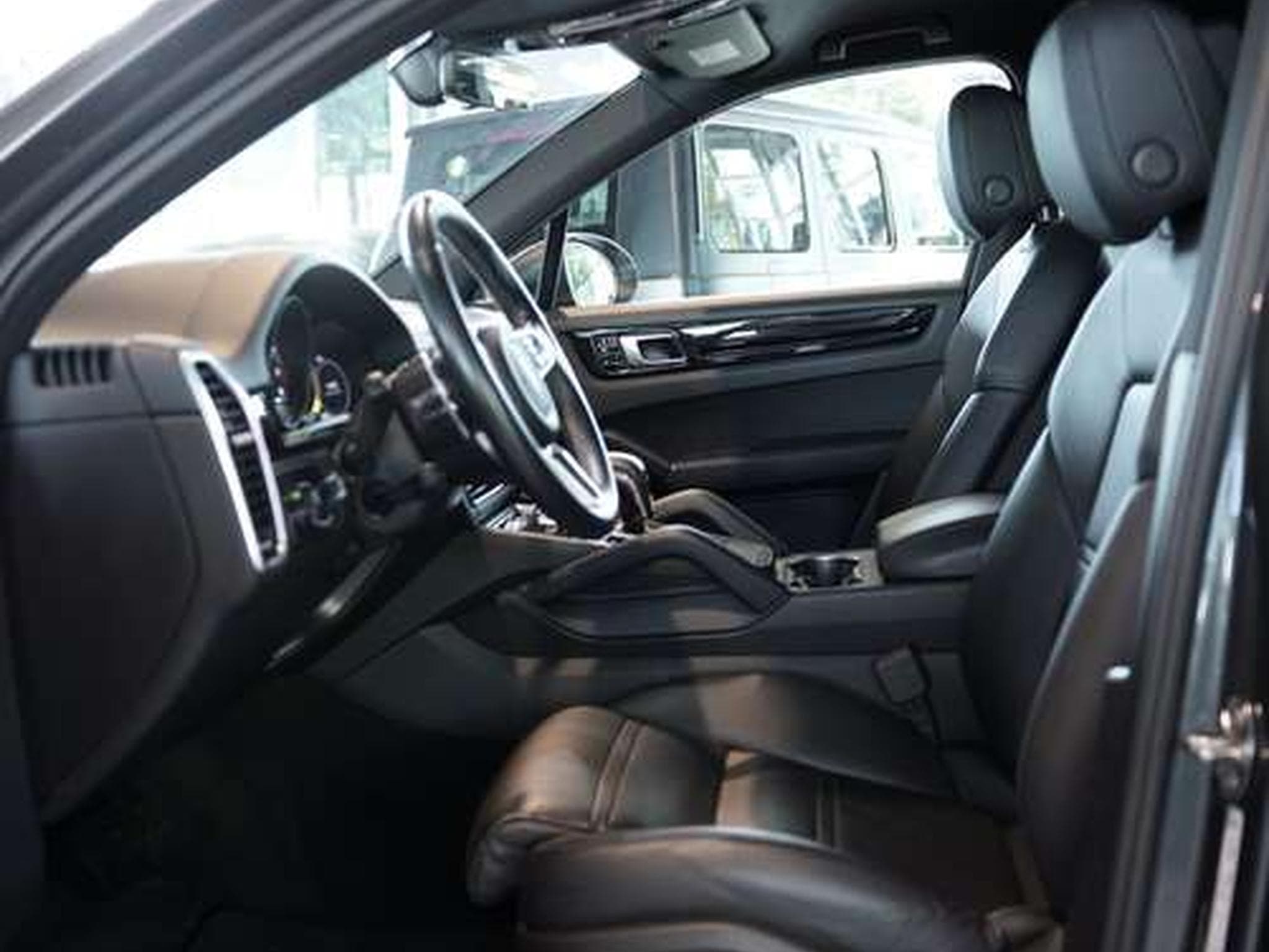 Porsche Cayenne 2.Hand *LUFT *H-UP *Memory *AHK *PDLS (2019) - Photo 17