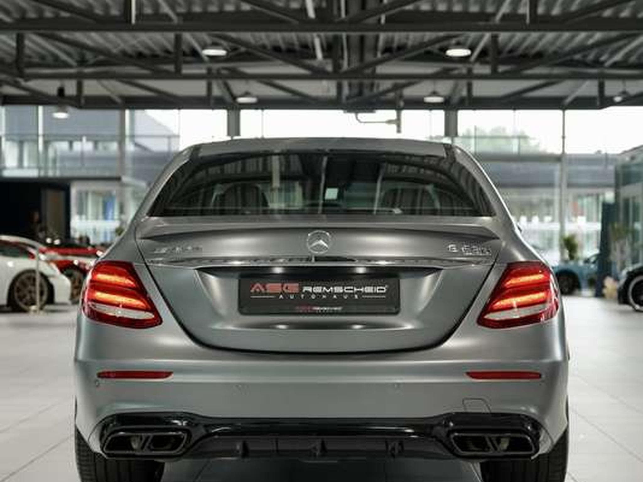 Mercedes E 63 AMG S 4M+ Limousine *Perf-AGA*Perf-Sitz (2018) - Foto 16