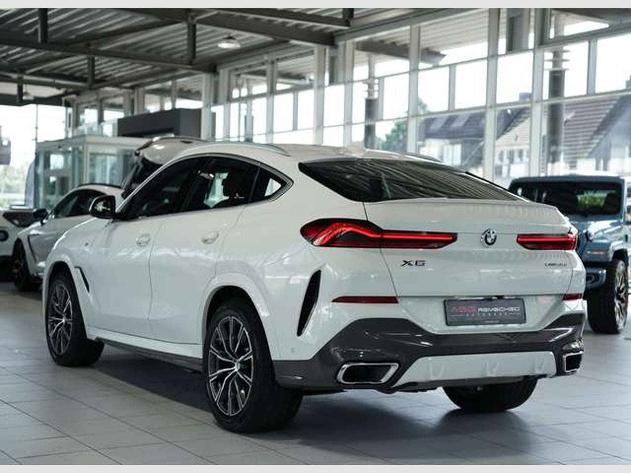 BMW X6 xD 40 d M Sport *1.Hand *AHK *Memory *H&K (2021) - Foto 10