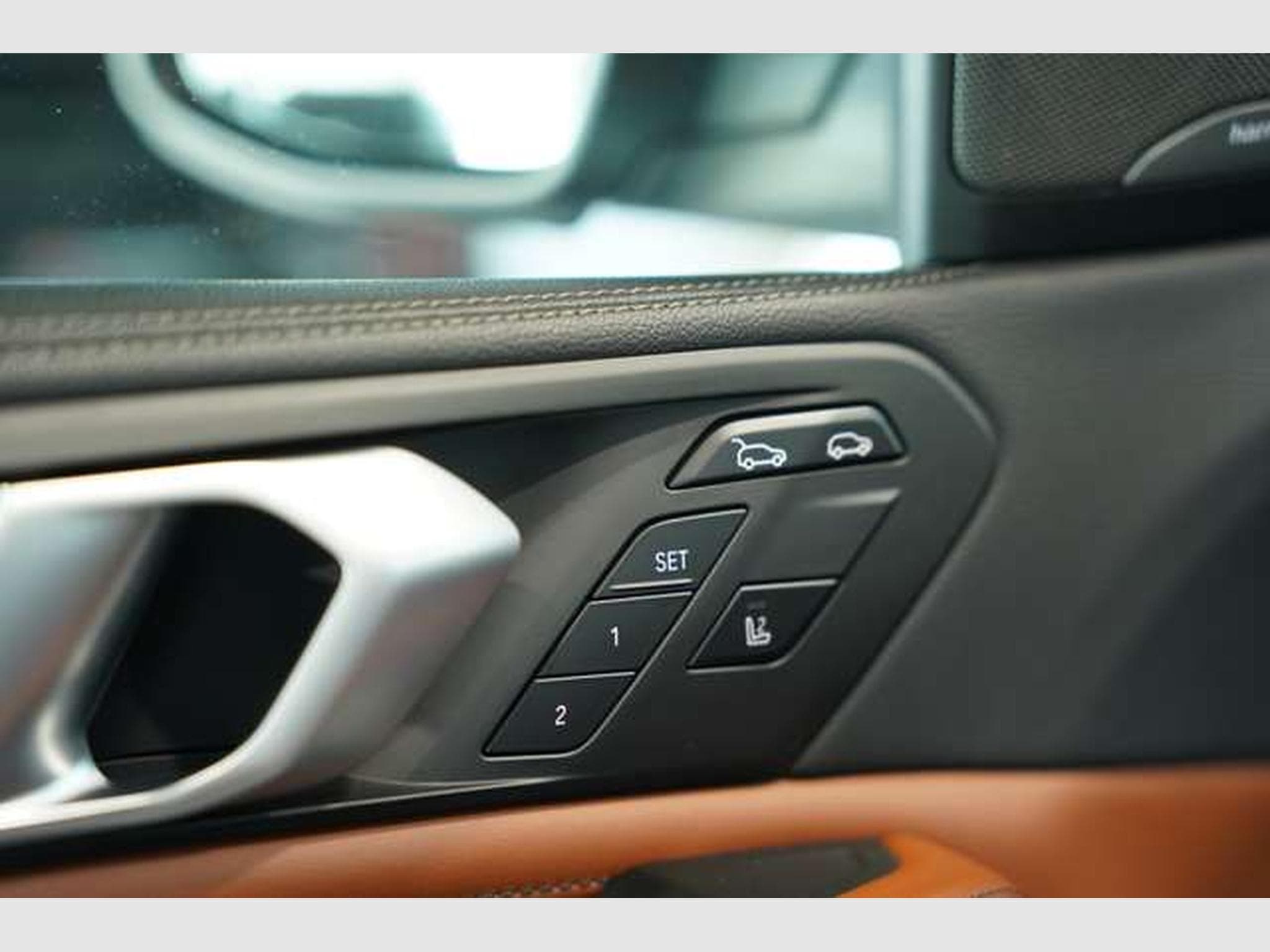 BMW X6 xD 40 d M Sport *1.Hand *AHK *Memory *H&K (2021) - Foto 25