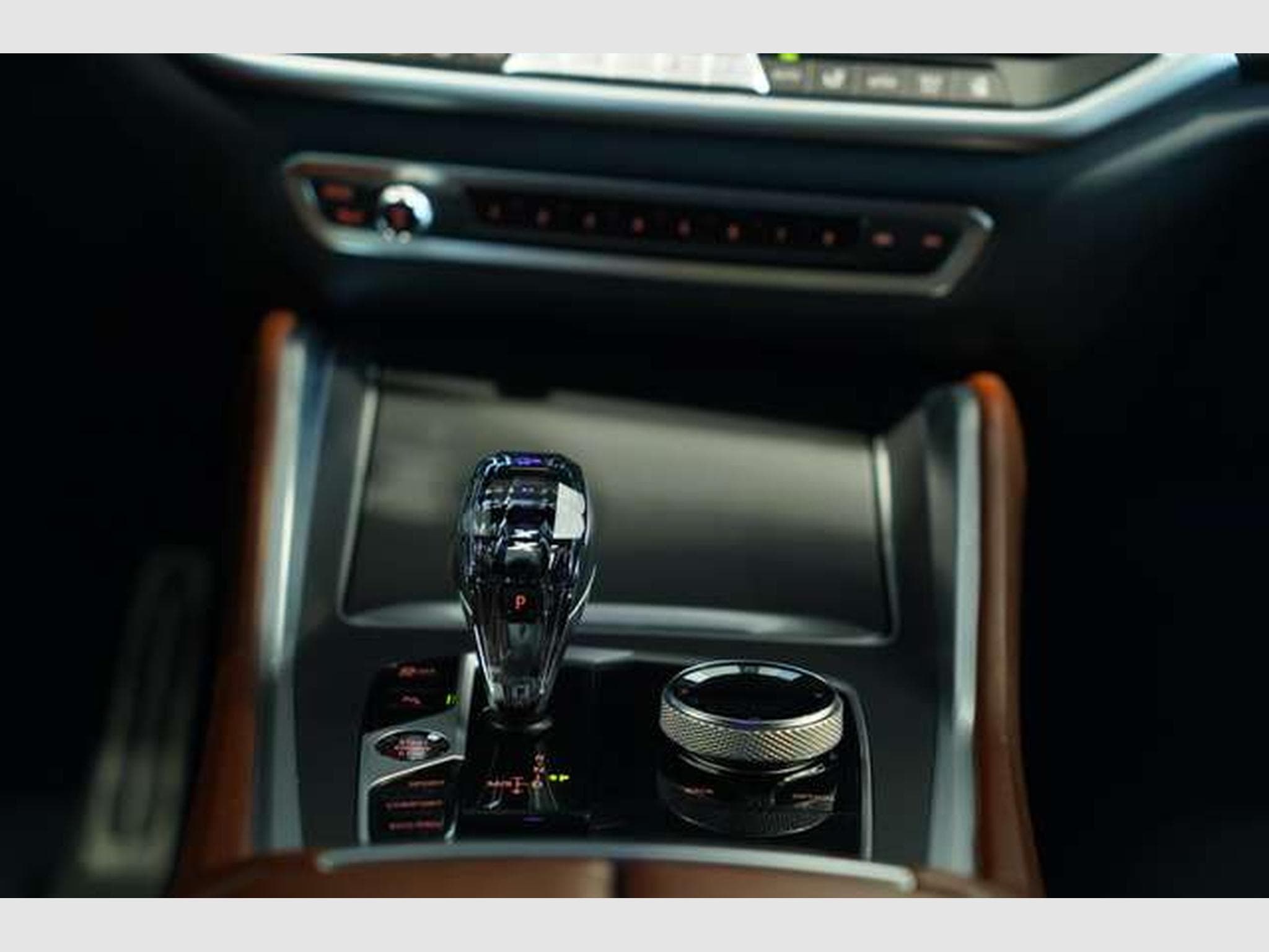 BMW X6 xD 40 d M Sport *1.Hand *AHK *Memory *H&K (2021) - Foto 49