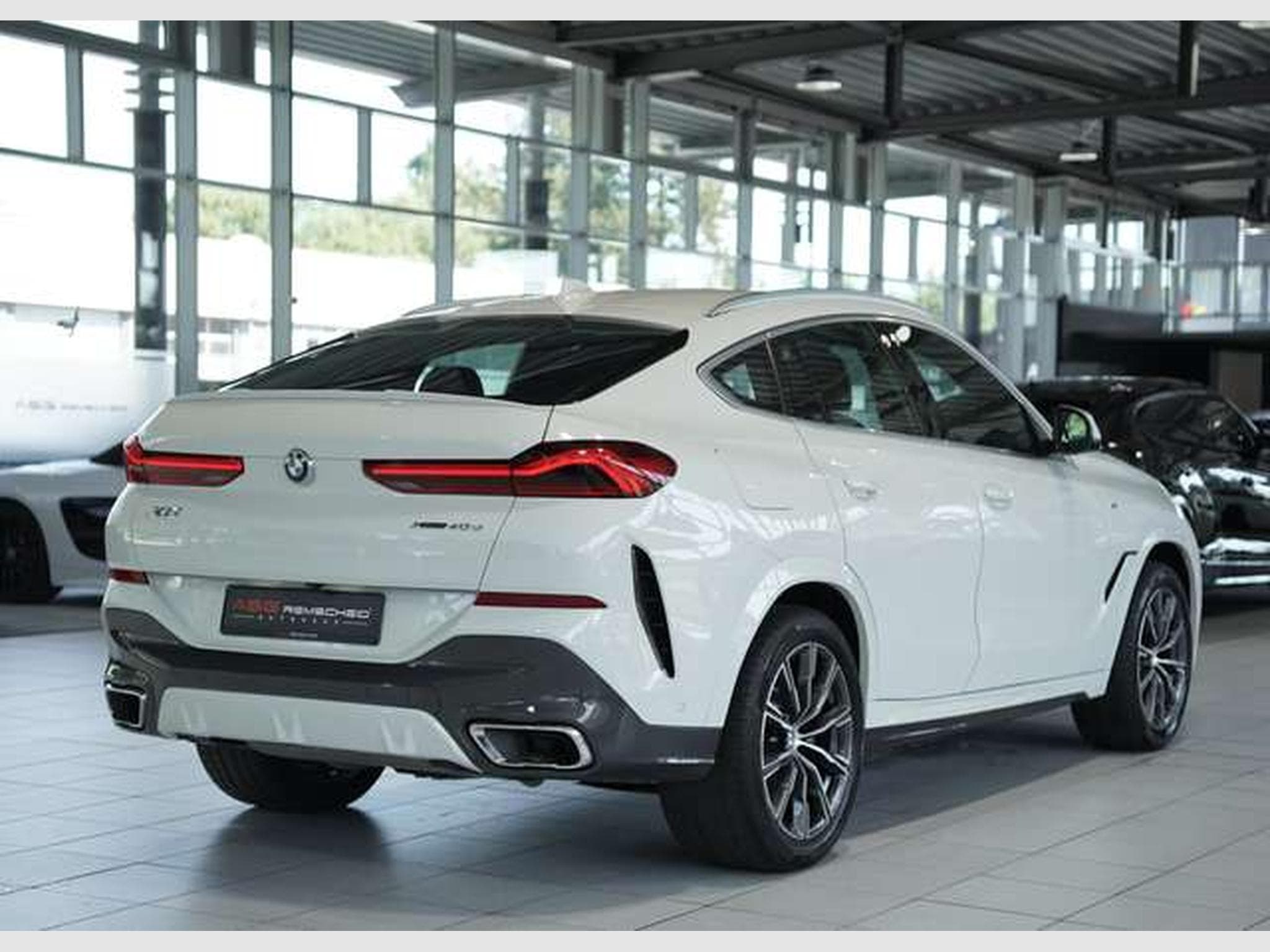 BMW X6 xD 40 d M Sport *1.Hand *AHK *Memory *H&K (2021) - Foto 8