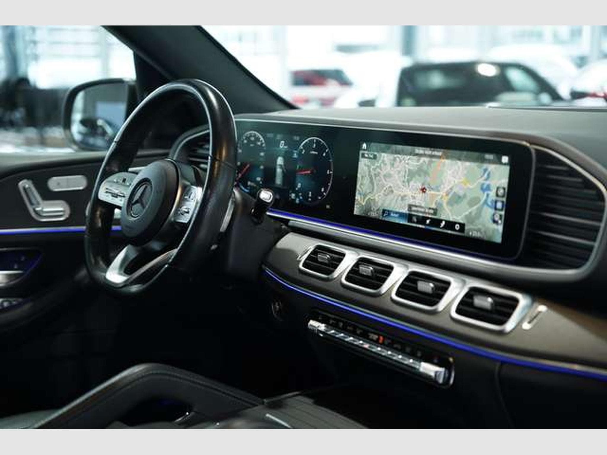 Mercedes GLE 350 d 4Matic AMG Line *7-Sitzer *Pano *Night (2019) - Photo 16