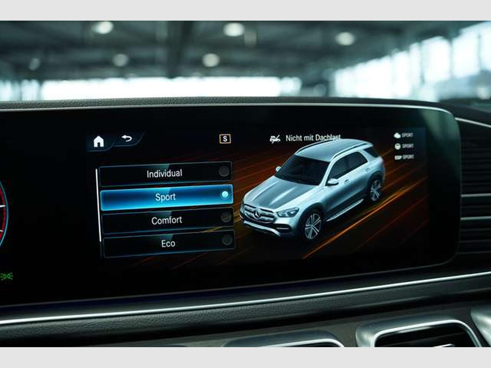 Mercedes GLE 350 d 4Matic AMG Line *7-Sitzer *Pano *Night (2019) - Photo 38