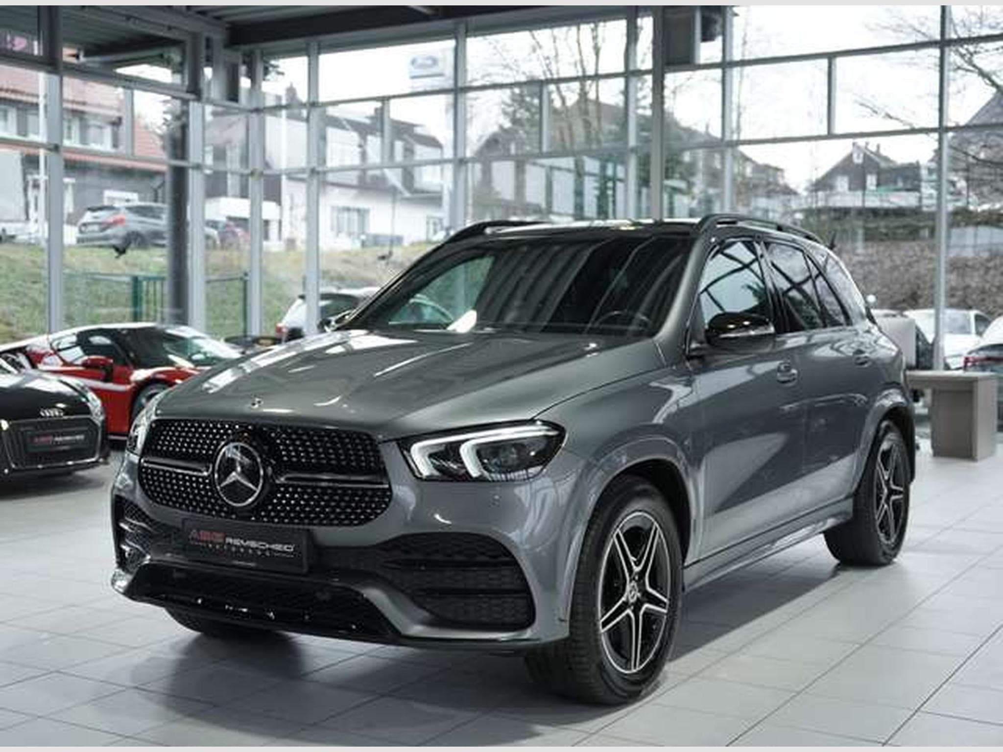 Mercedes GLE 350 d 4Matic AMG Line *7-Sitzer *Pano *Night (2019) - Photo 4