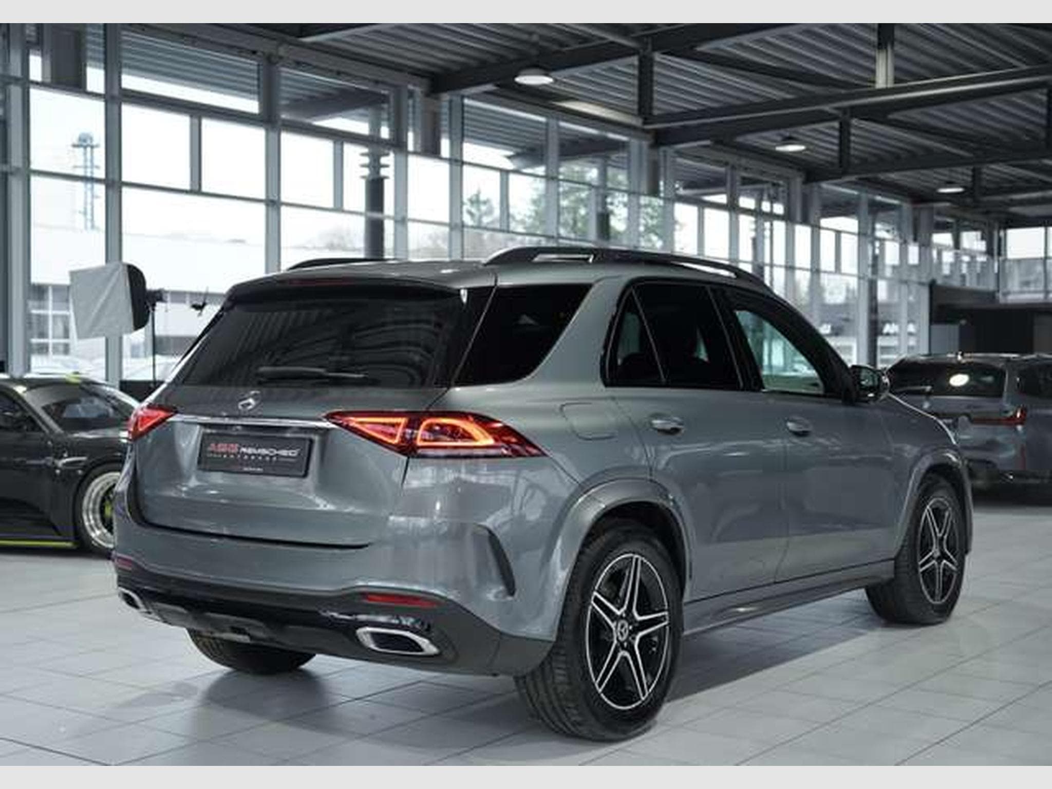 Mercedes GLE 350 d 4Matic AMG Line *7-Sitzer *Pano *Night (2019) - Photo 7