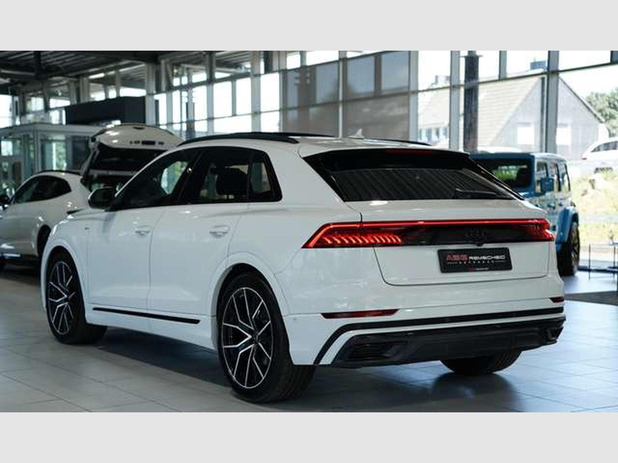 Audi Q8 50 TDI q. S line *22 *Virtual *Pano *Matrix (2018) - Foto 9