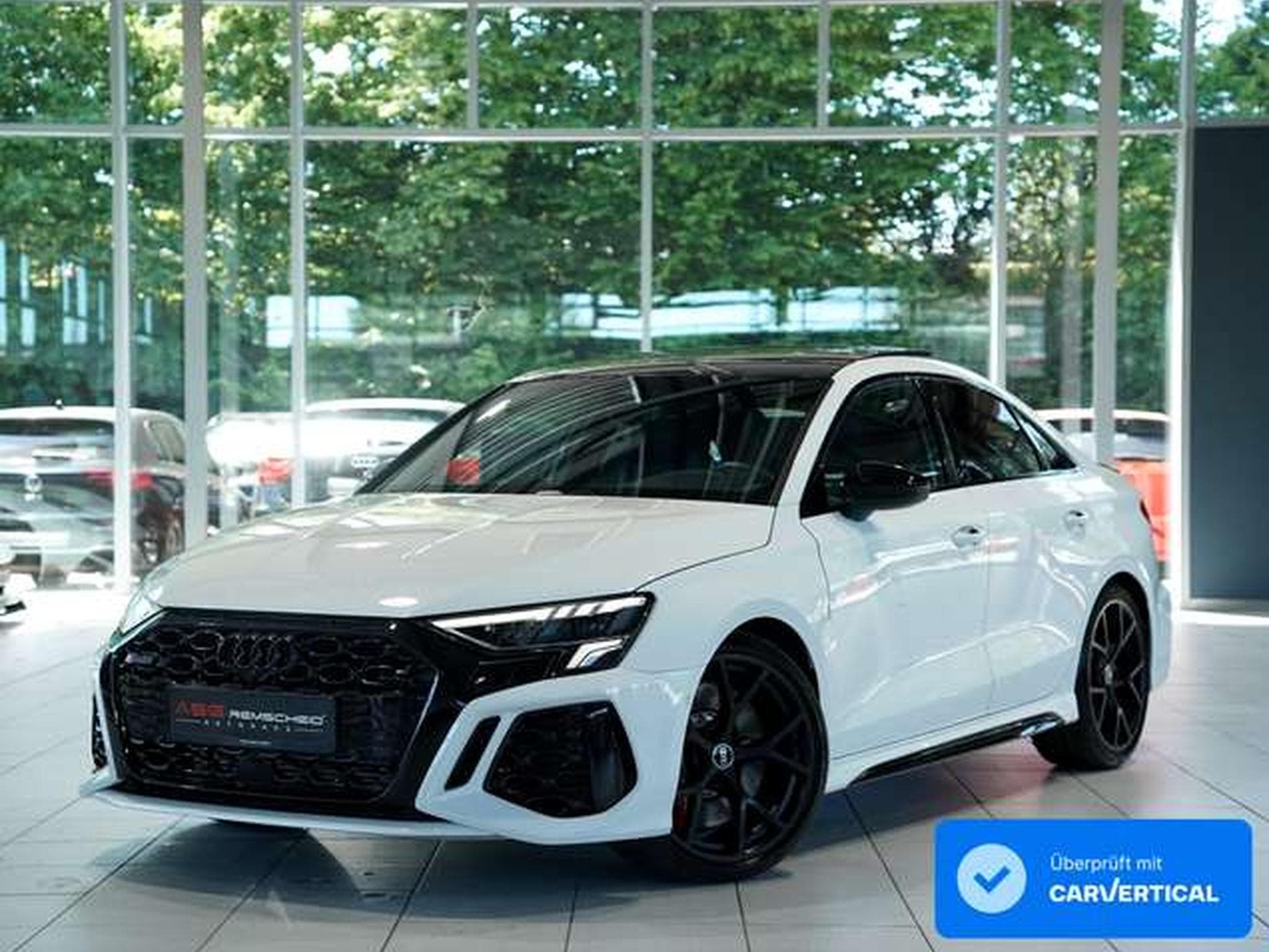 Audi RS3 q. Limousine *2.H *ACC*Pano*RS-Sitze*S-AGA (2022) - Foto 1