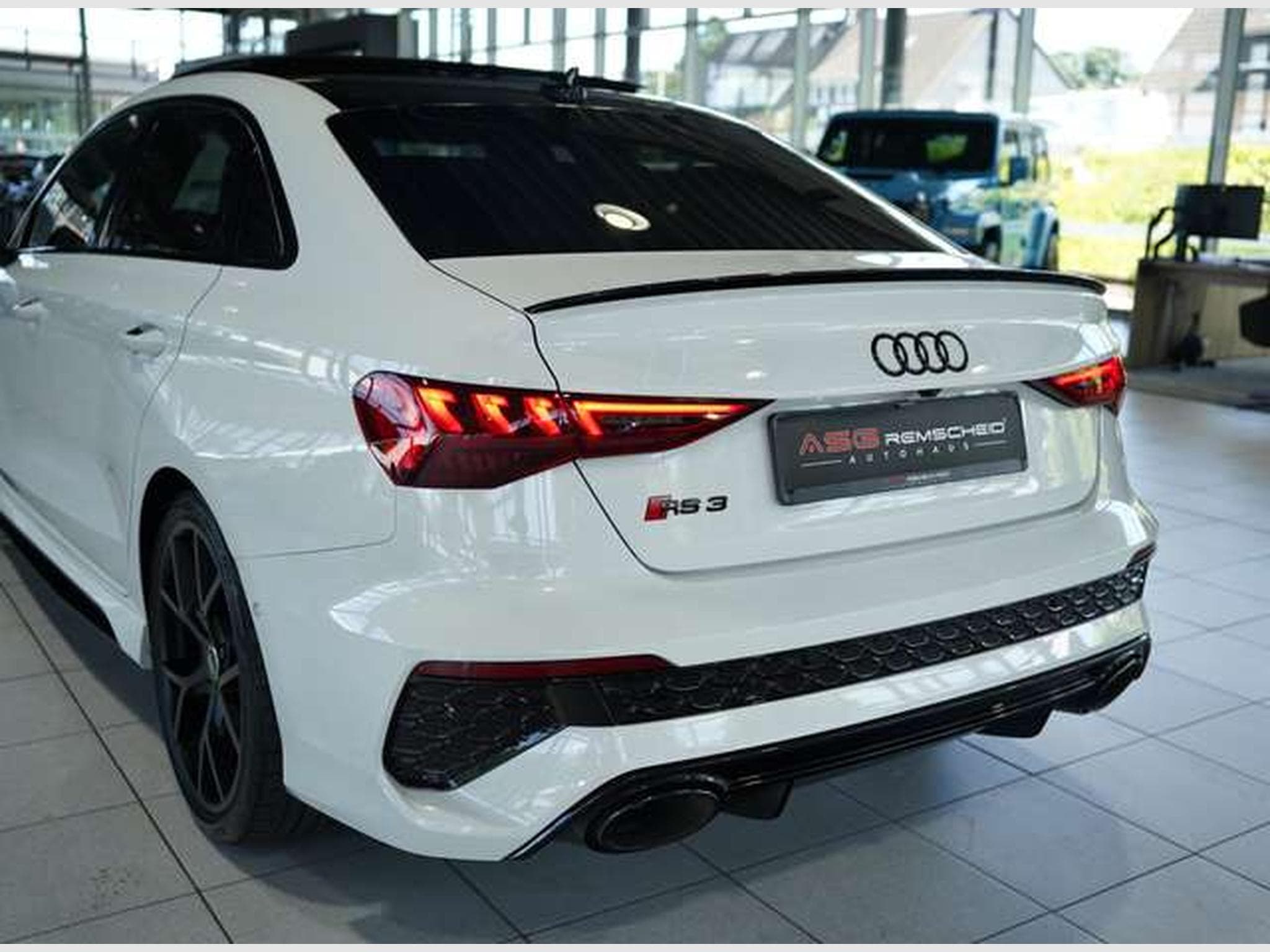 Audi RS3 q. Limousine *2.H *ACC*Pano*RS-Sitze*S-AGA (2022) - Foto 12