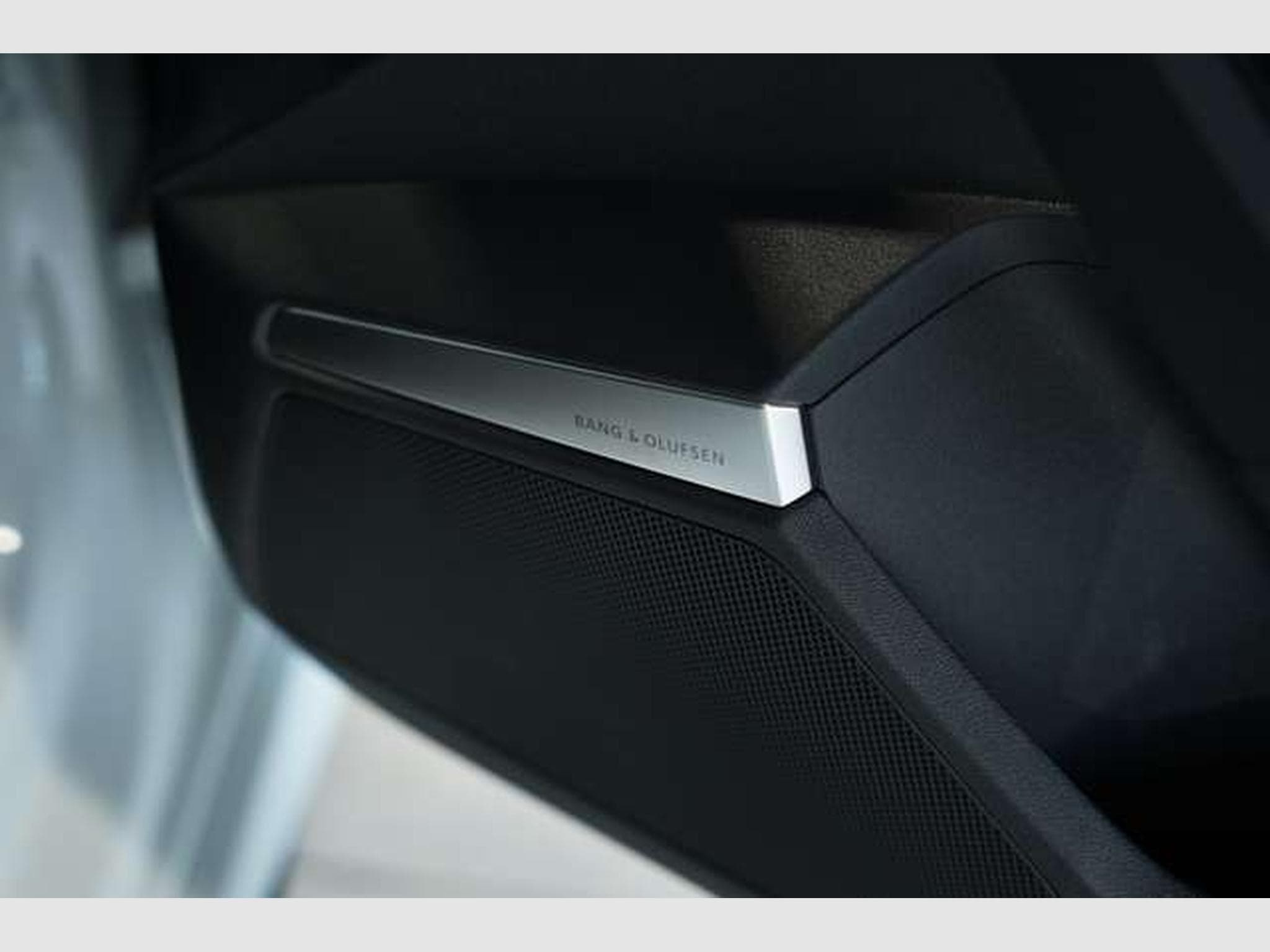 Audi RS3 q. Limousine *2.H *ACC*Pano*RS-Sitze*S-AGA (2022) - Foto 27