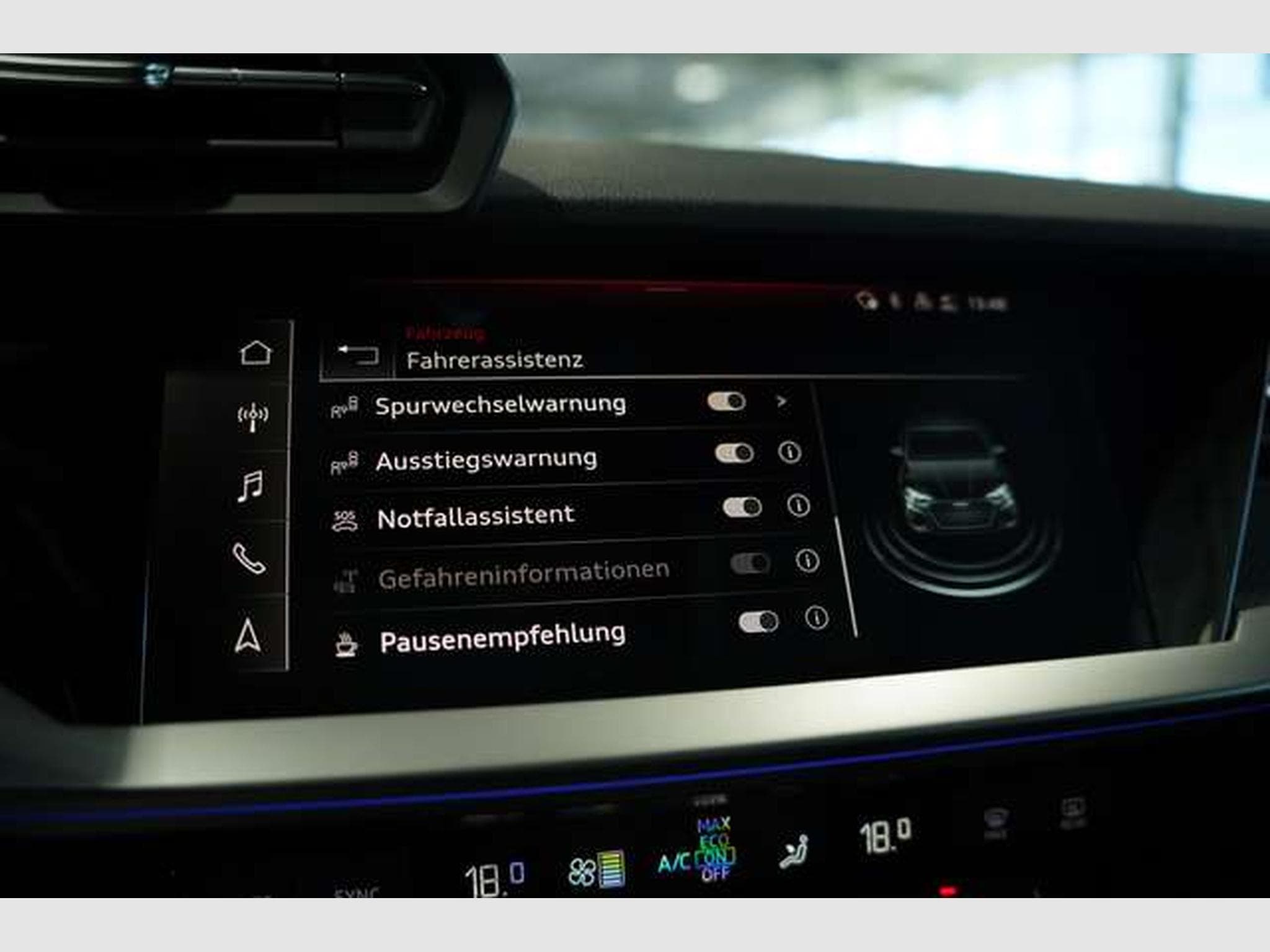 Audi RS3 q. Limousine *2.H *ACC*Pano*RS-Sitze*S-AGA (2022) - Foto 44