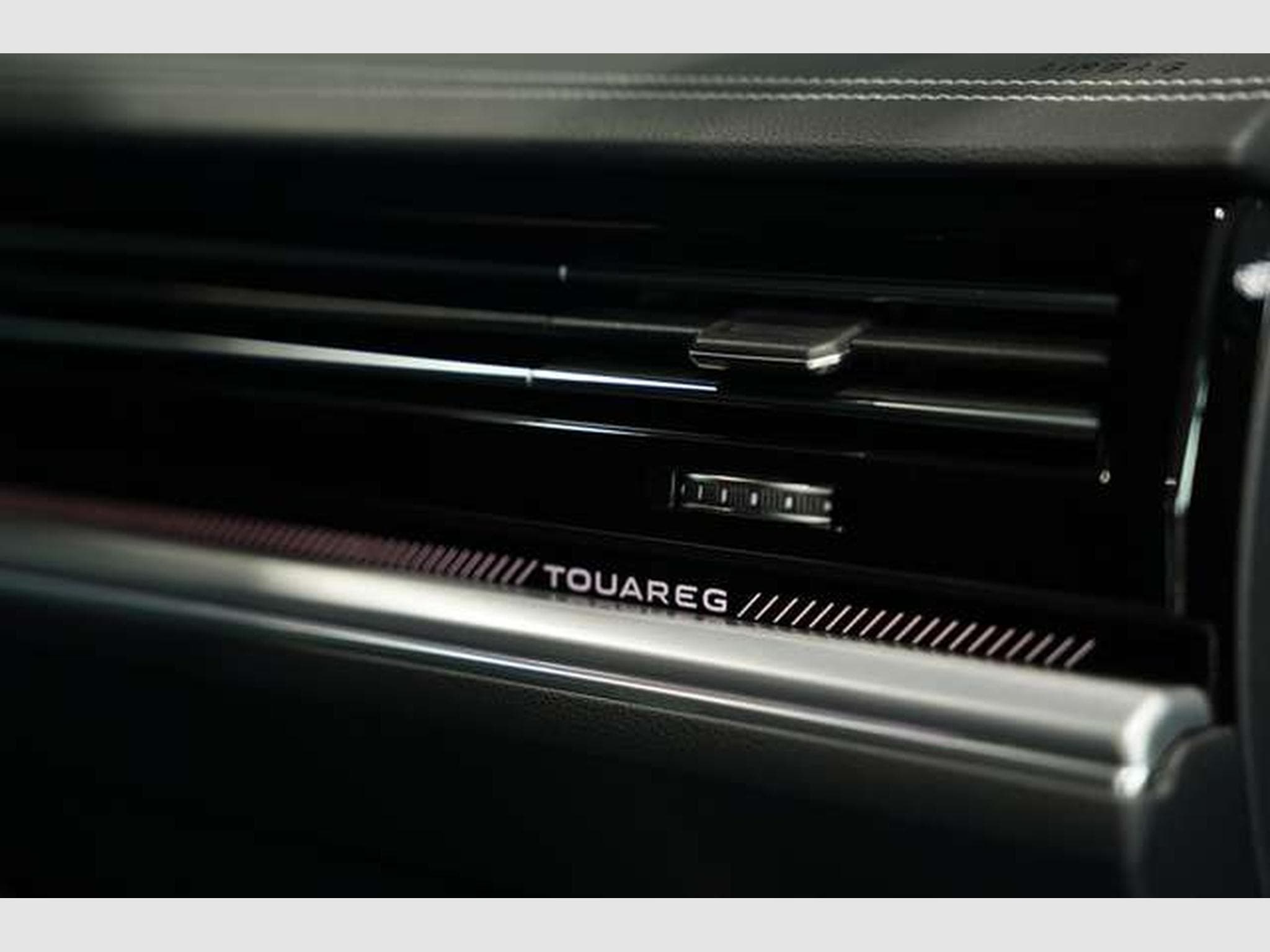 VW Touareg 4M Final Edition Elegance *LUFT*AHK*Digi (2023) - Foto 16