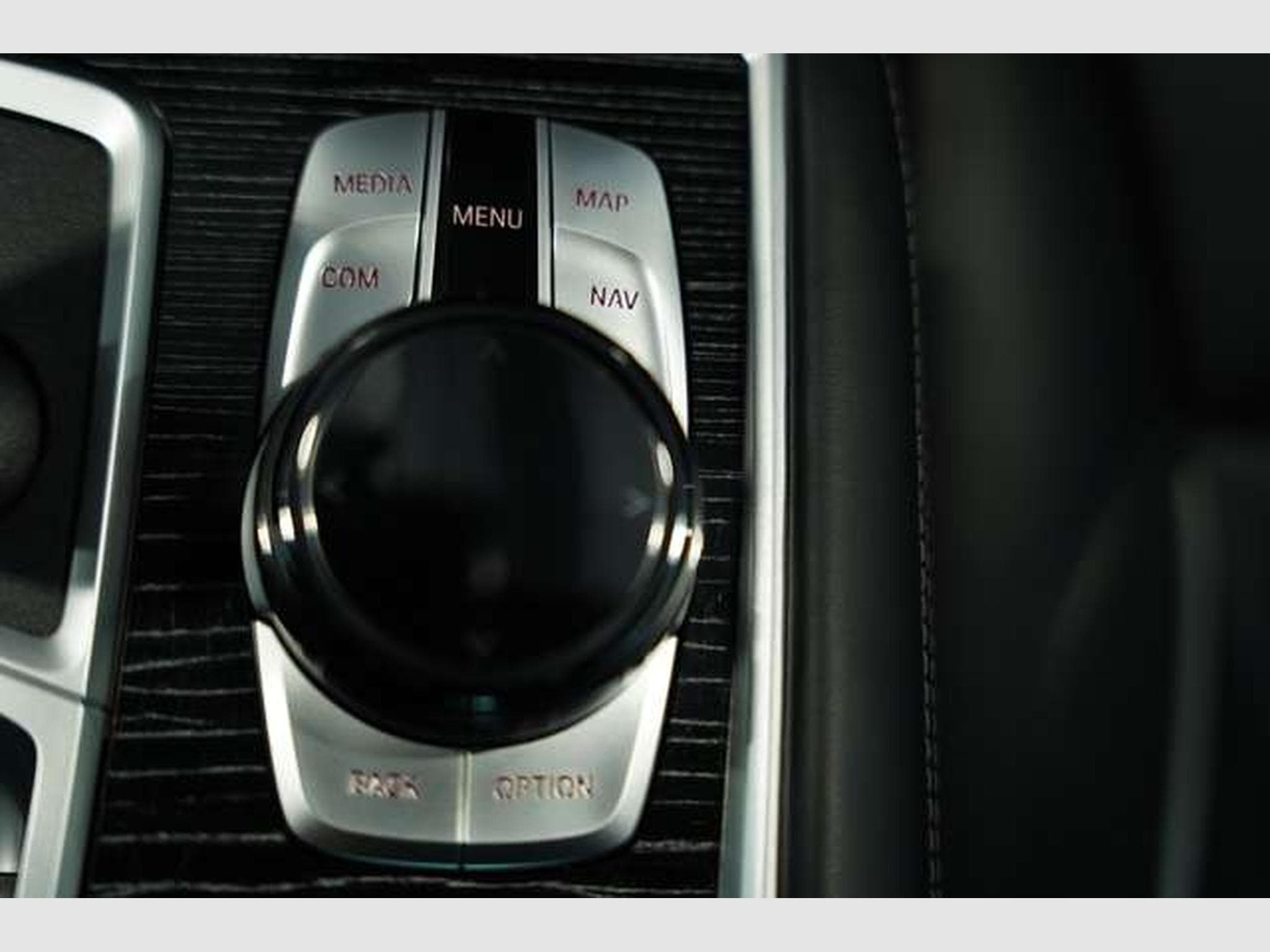 BMW 730 d xD M Sportpaket *20Zoll *H&K *Nappa *H-UP* (2021) - Foto 35