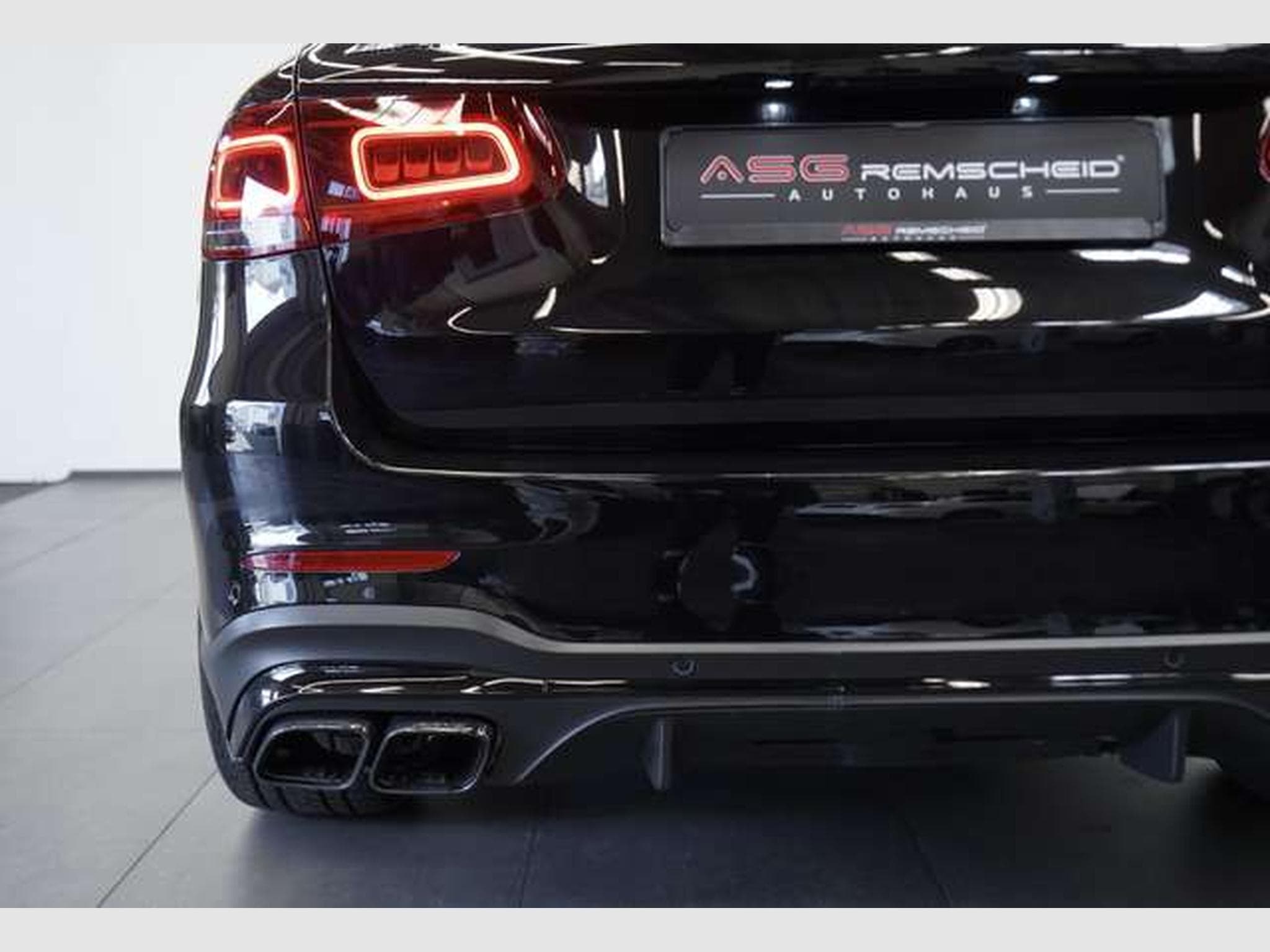 Mercedes GLC 63 AMG 4M *Distr. *Memory *AHK *Pano *360° (2019) - Photo 11