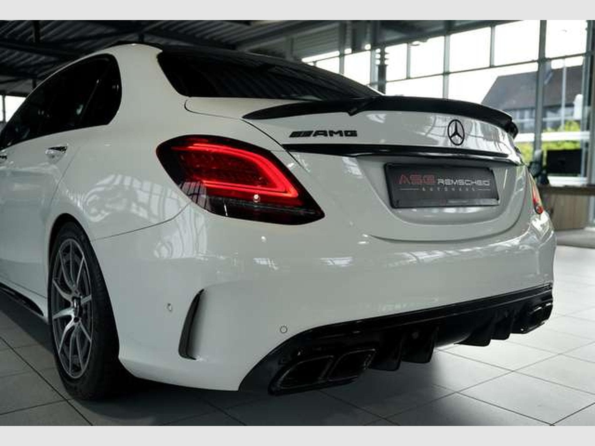 Mercedes C 63 AMG Limousine *2.H *Perf-AGA *Pano *Carbon (2020) - Foto 16