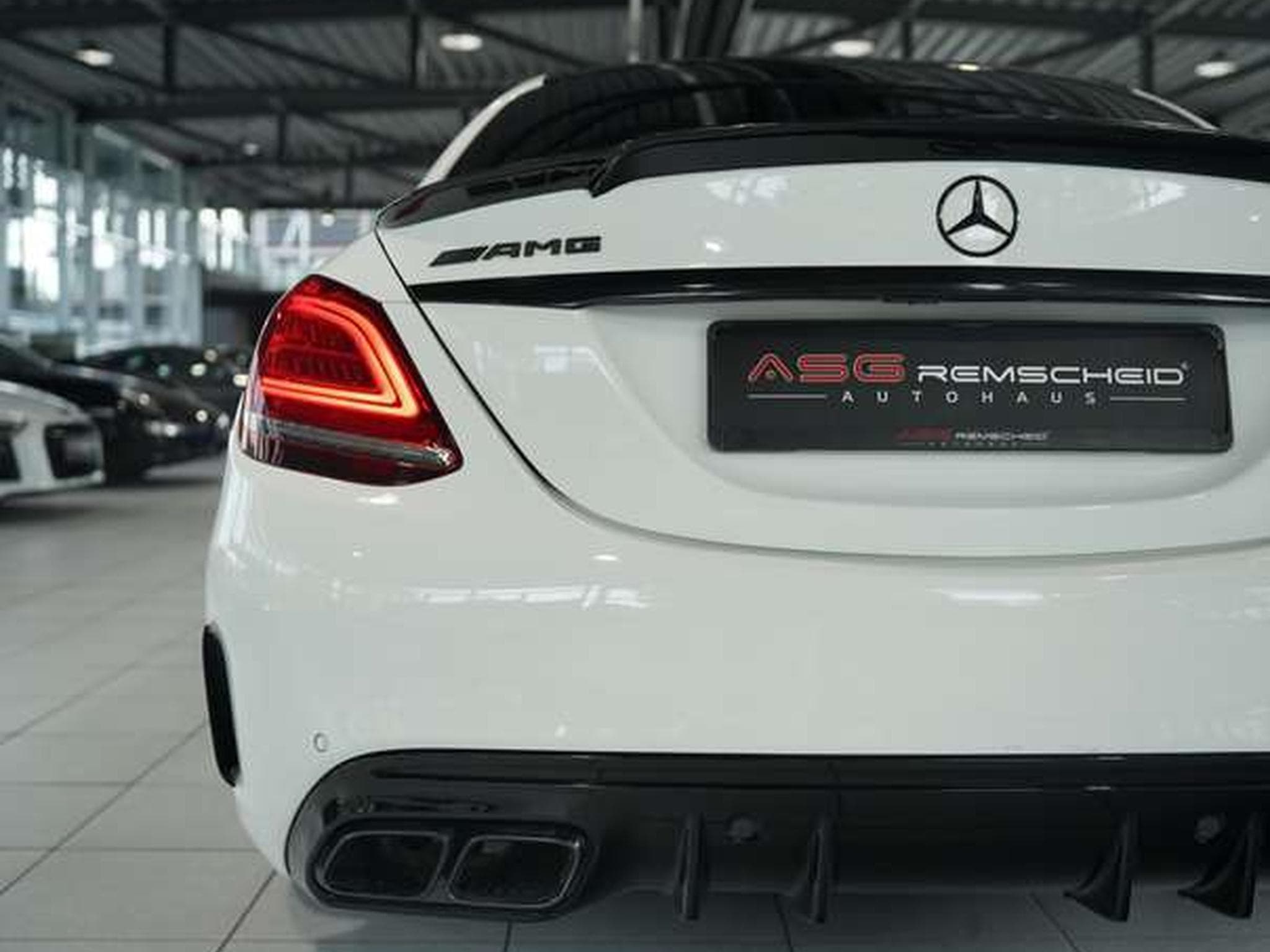 Mercedes C 63 AMG Limousine *2.H *Perf-AGA *Pano *Carbon (2020) - Foto 17
