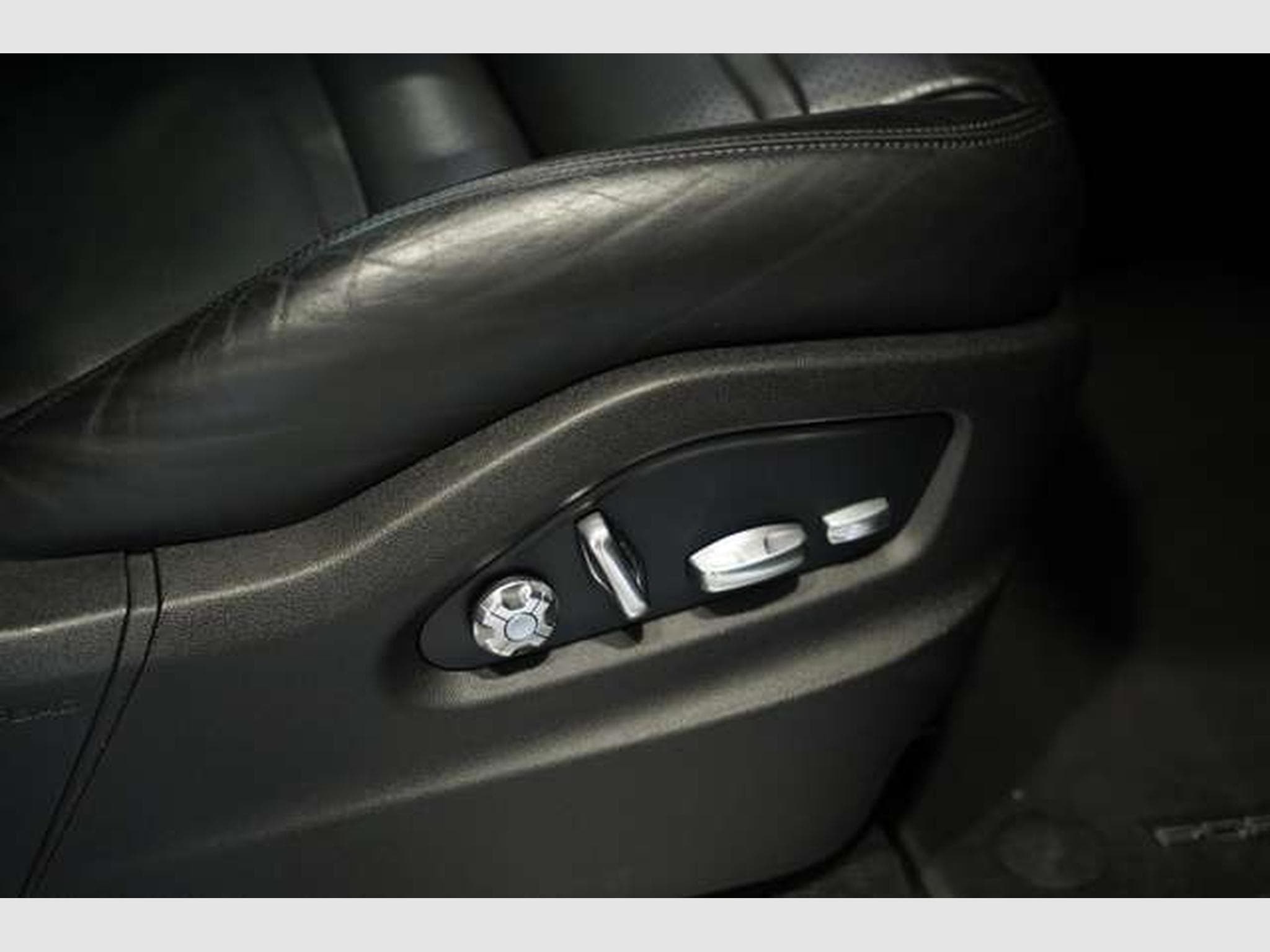 Porsche Cayenne *22 Sport-Design *BOSE *Pano *LUFT (2019) - Photo 17